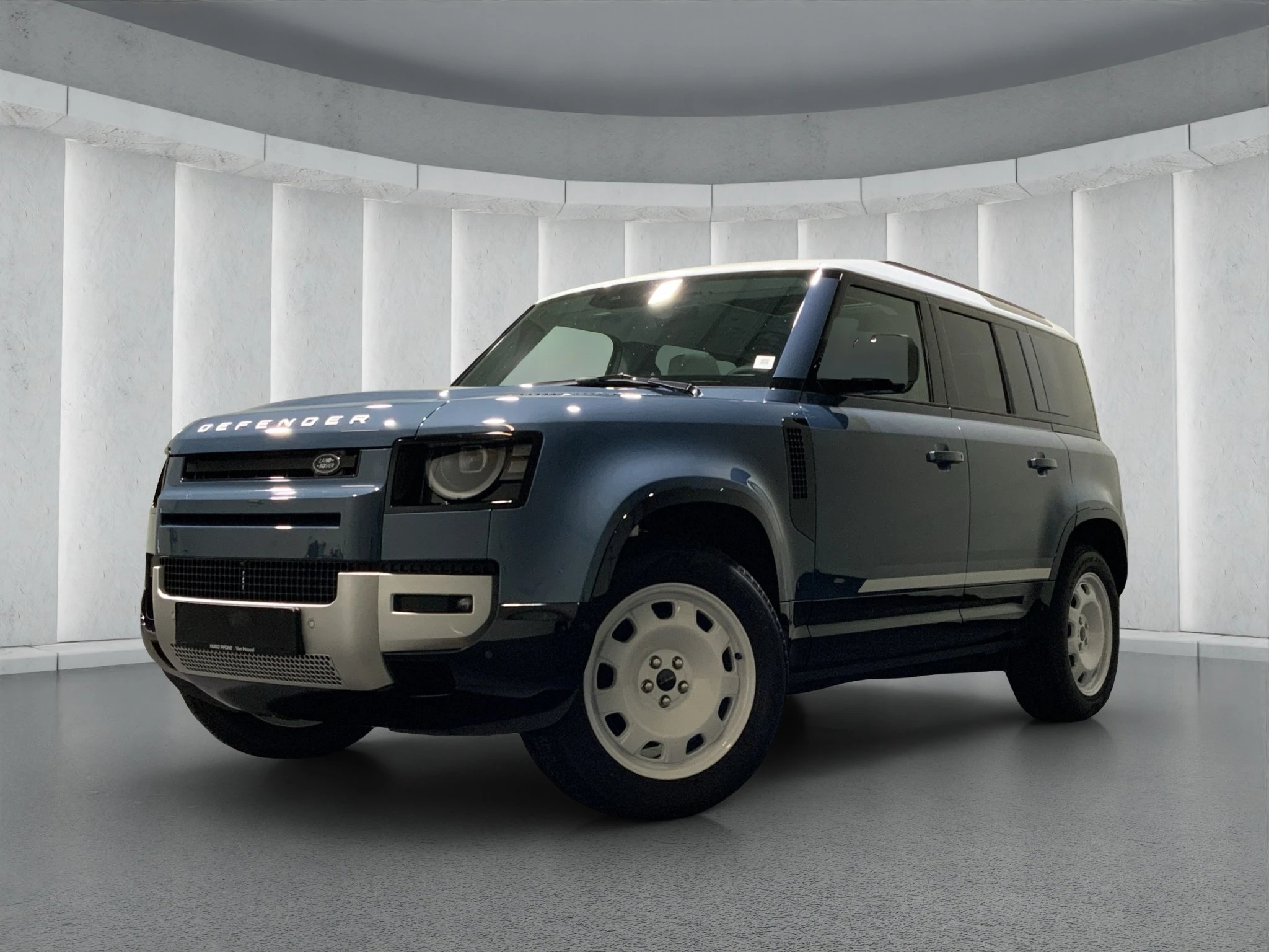 Land Rover-Defender-image-0