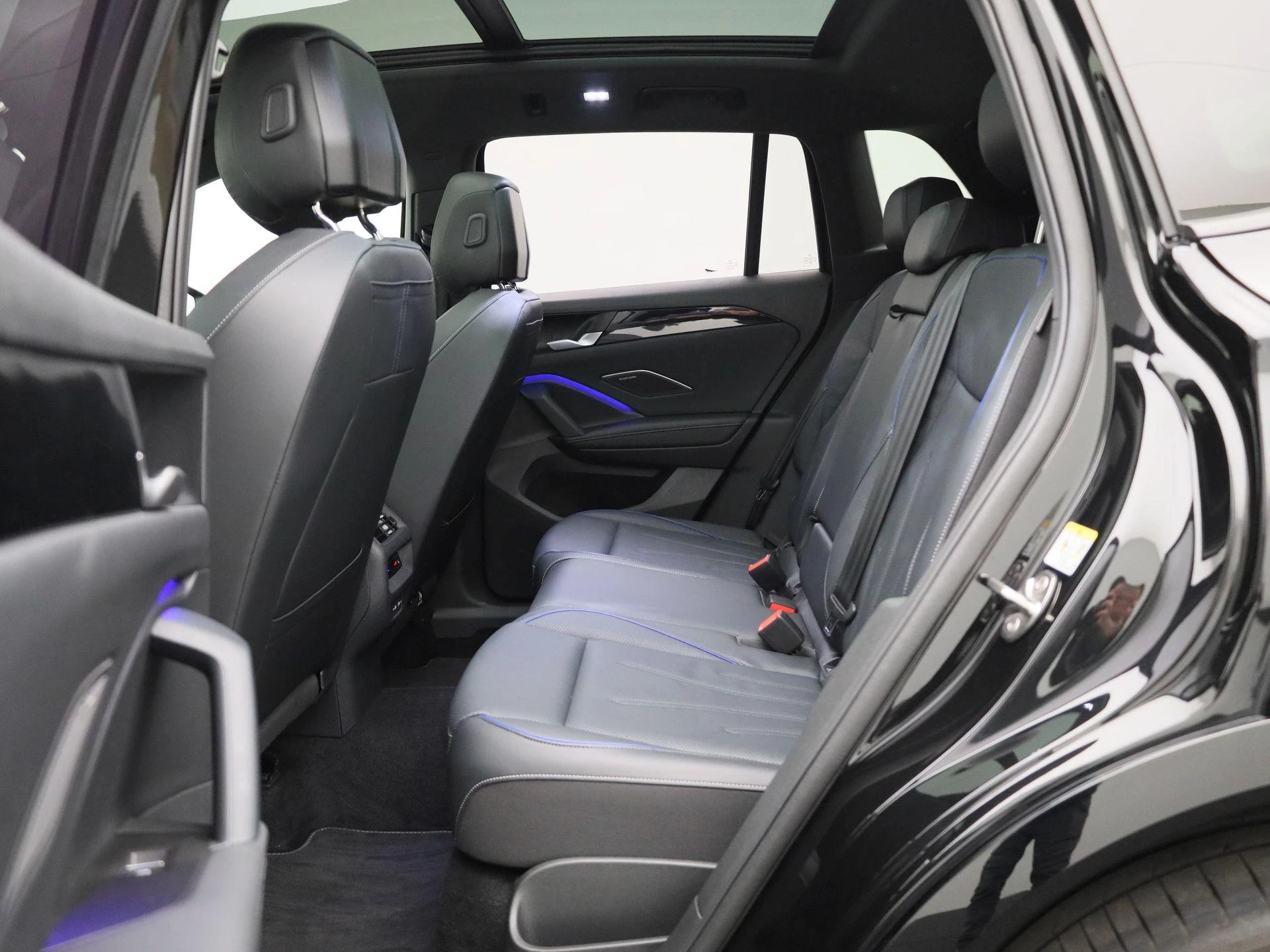 Volkswagen-Tiguan-image-11