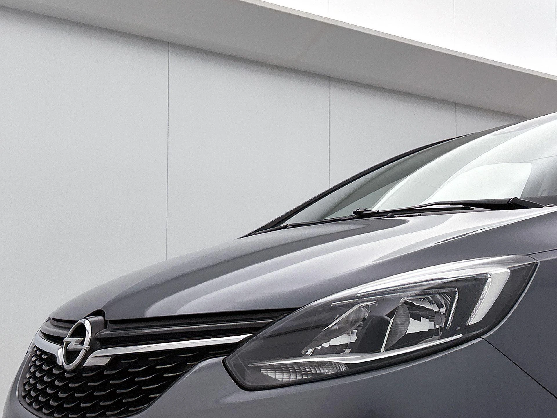 Opel-Zafira-image-29