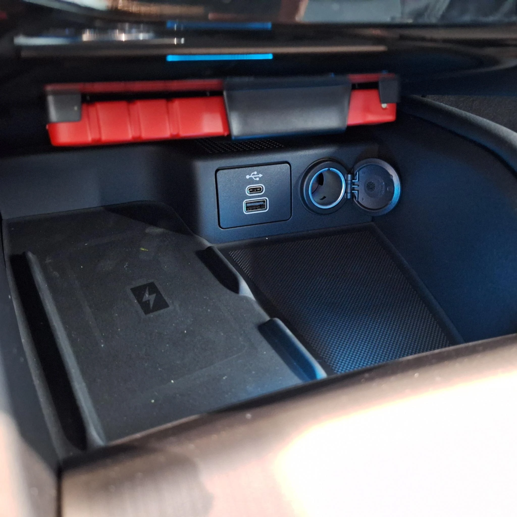 Ford-Kuga-image-35