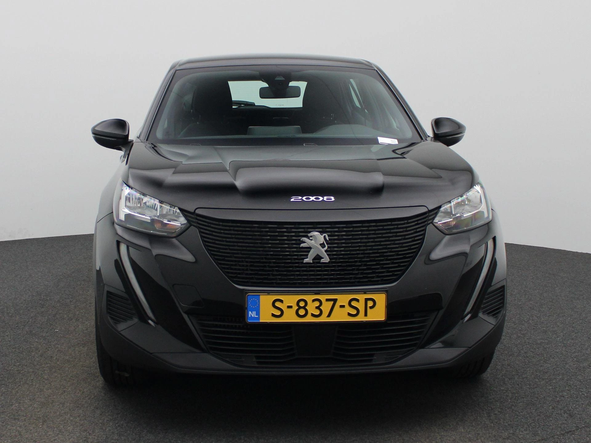 Peugeot-2008-image-2