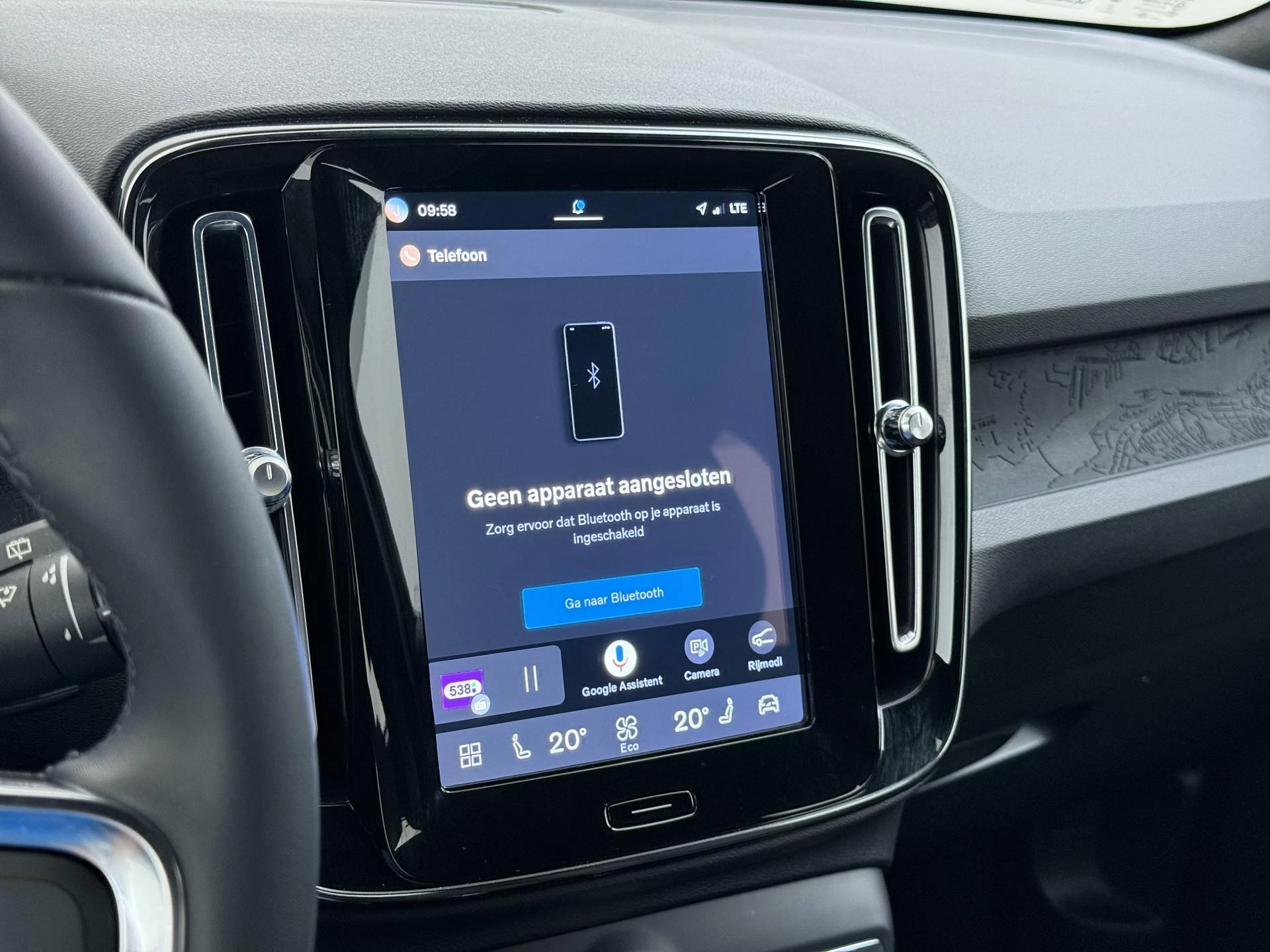 Volvo-XC40-image-28