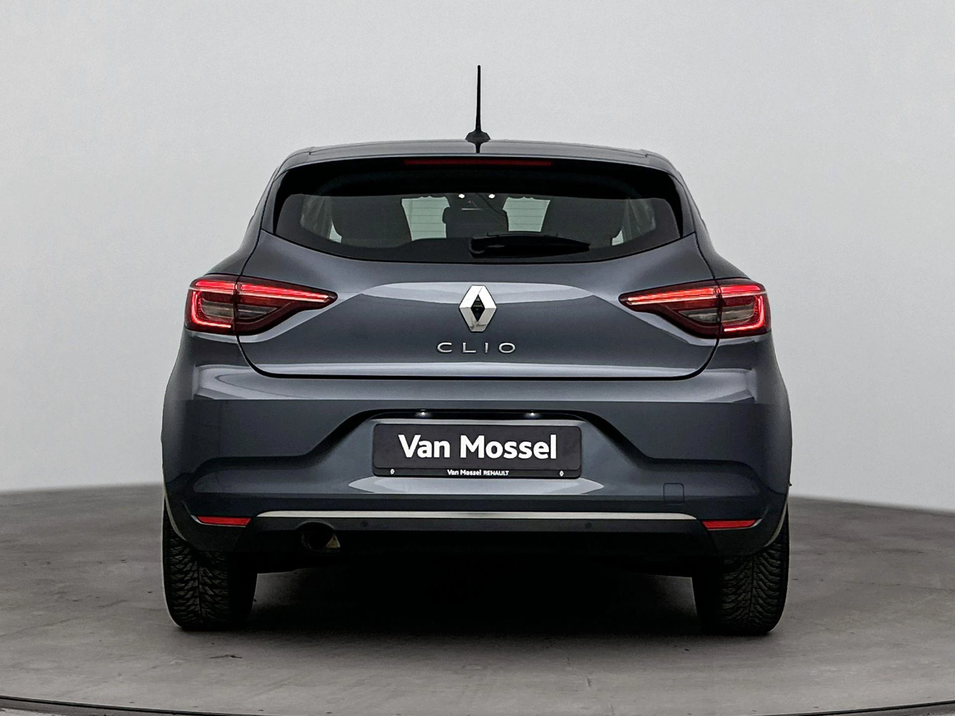 Renault-Clio-image-2