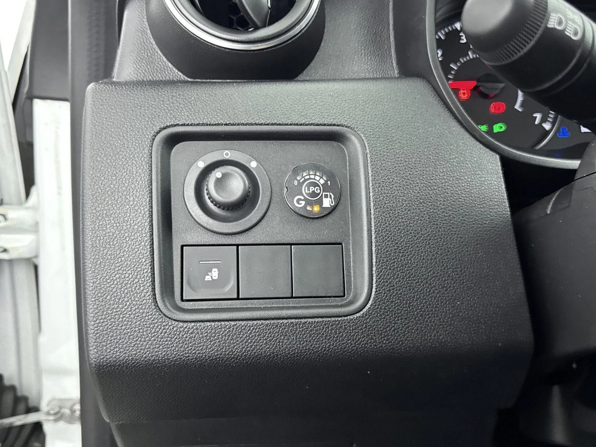 Dacia-Duster-image-23