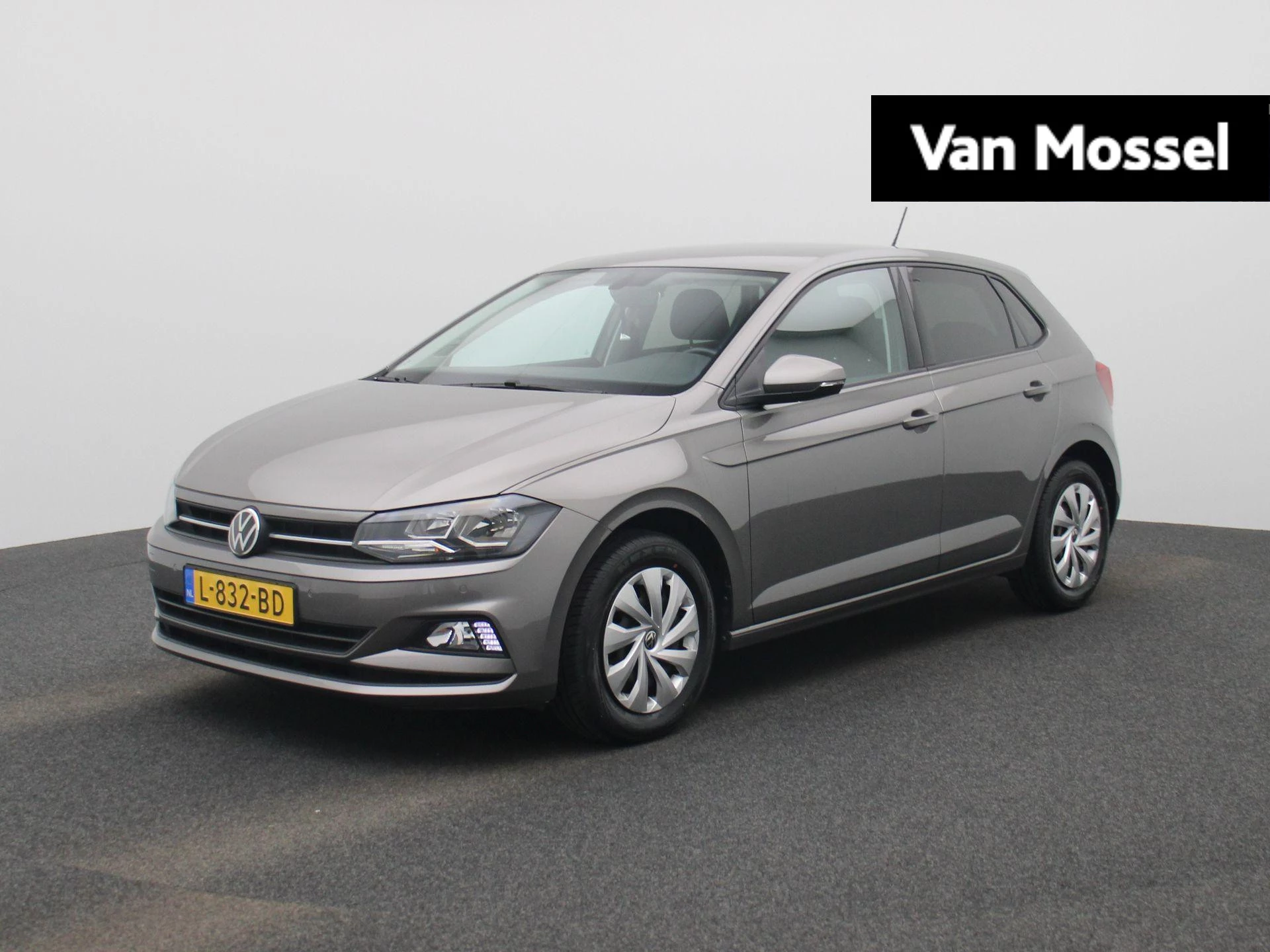 Volkswagen-Polo-image-0