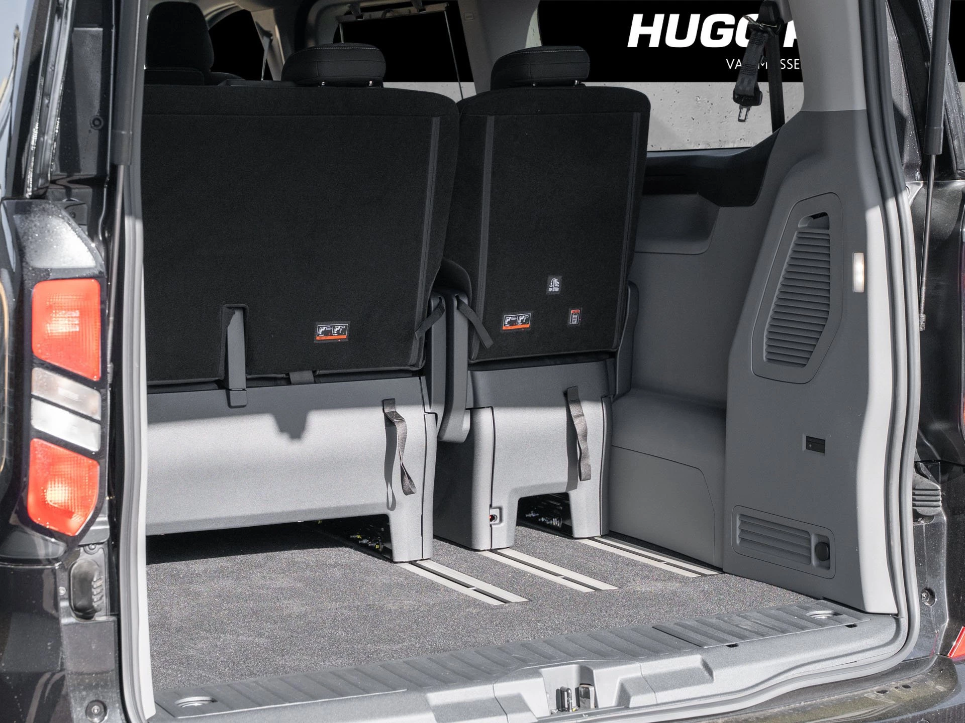 Ford Tourneo Custom Titanium 320 L2 2.0 l EcoBlue TECH.PKT*KLIMAAUT.*GJR