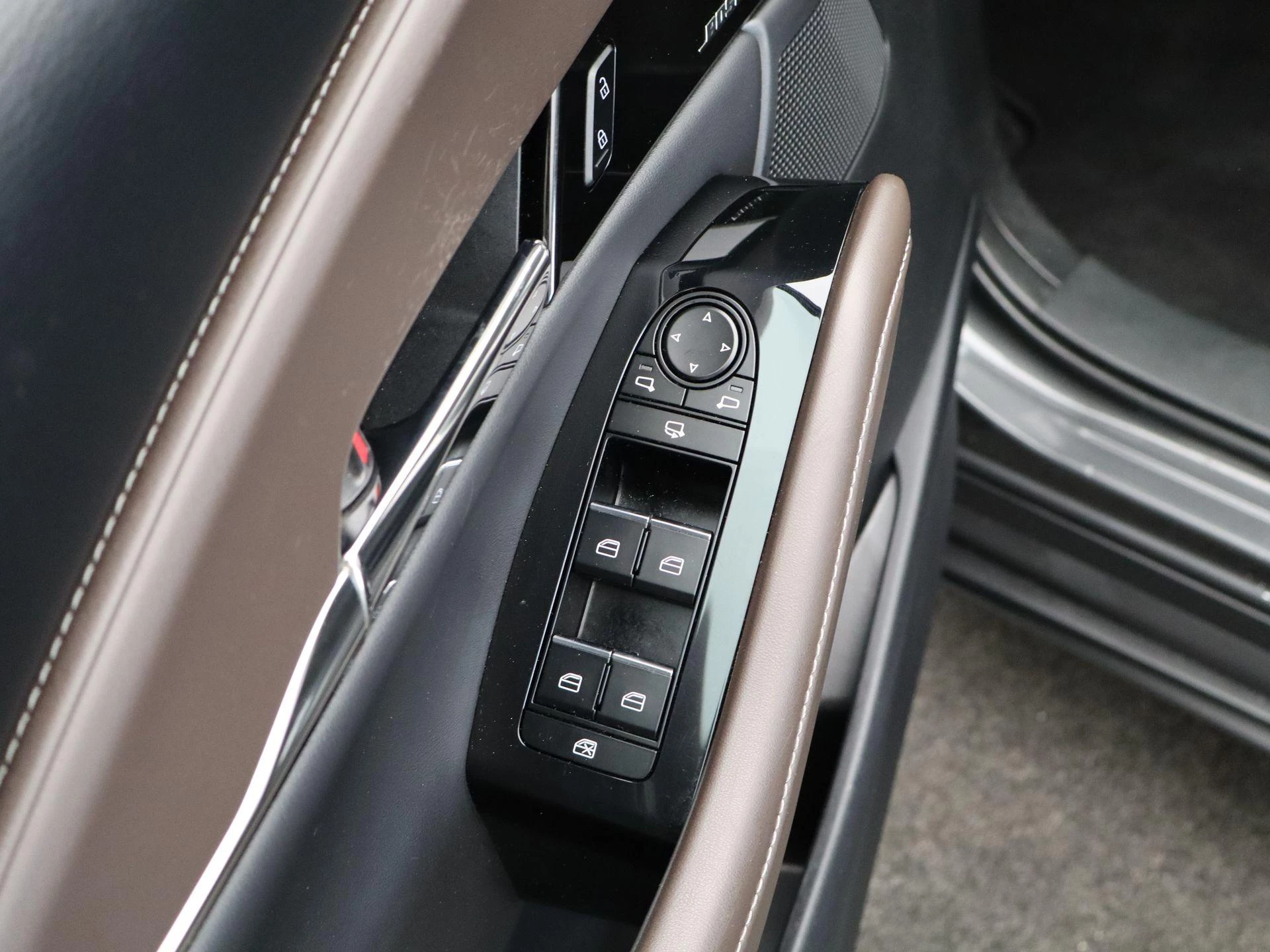 Mazda-CX-30-image-27