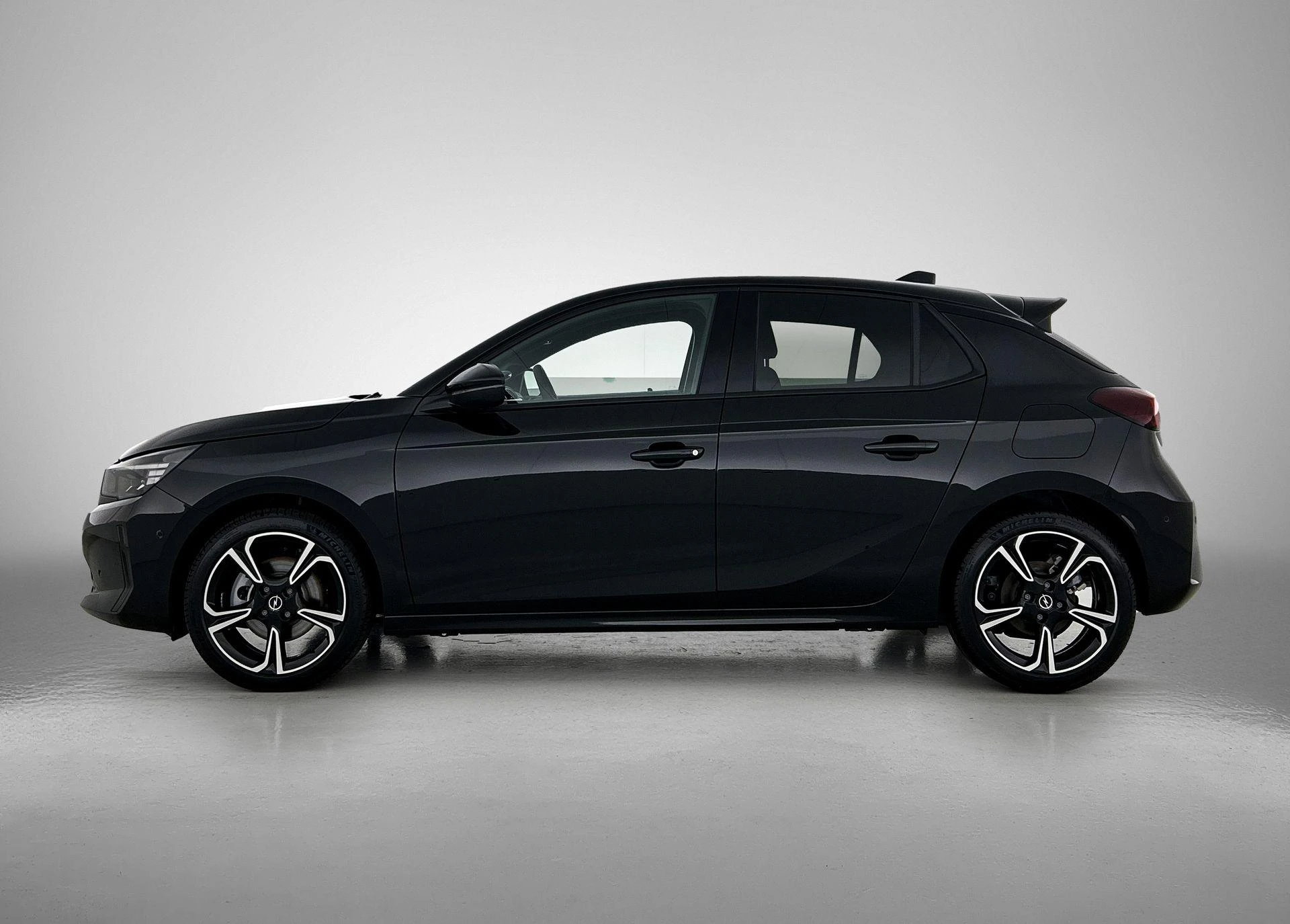 Opel-Corsa-image-1