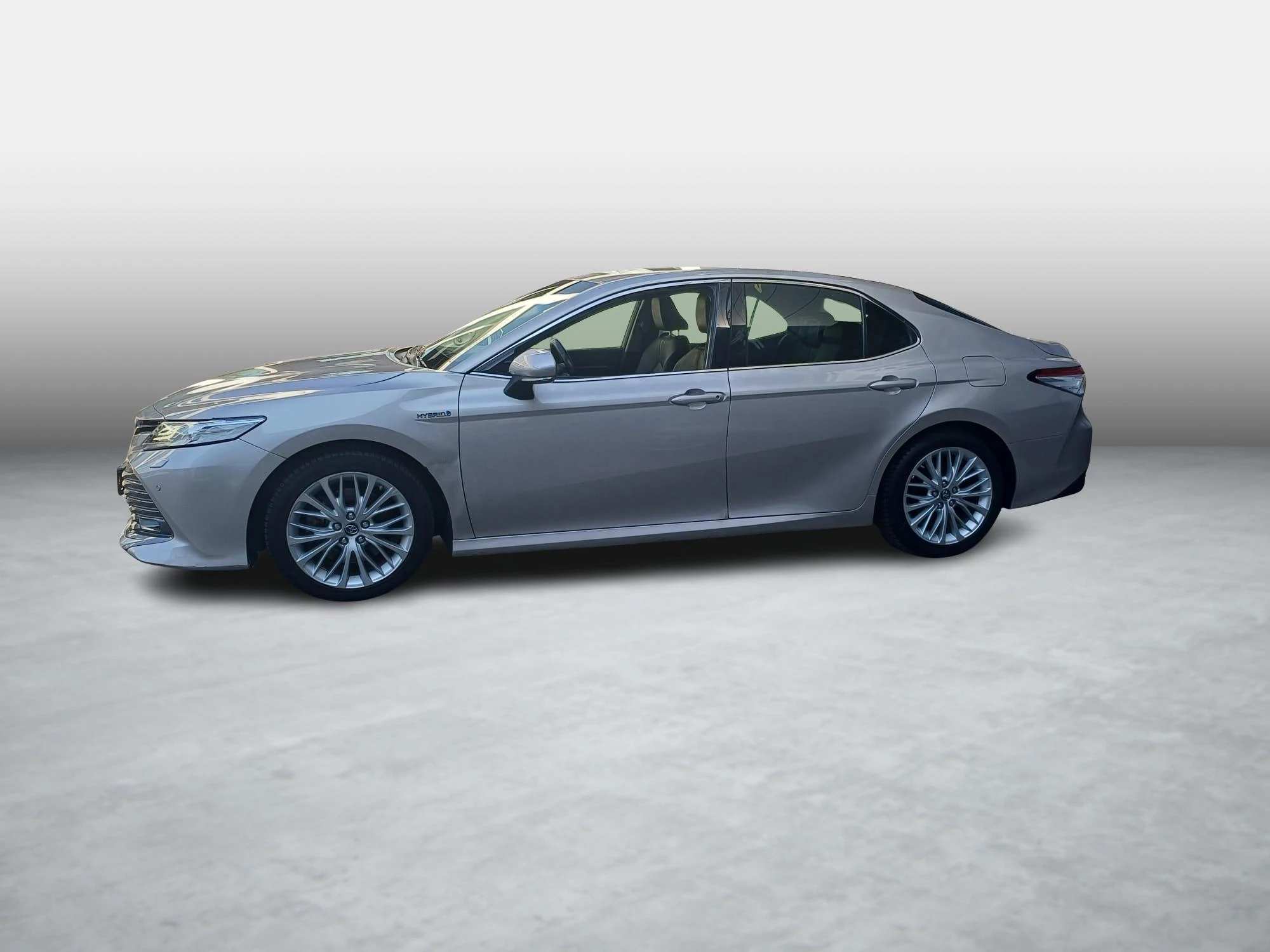 Toyota Camry 2.5 Hybrid Camry E-CVT