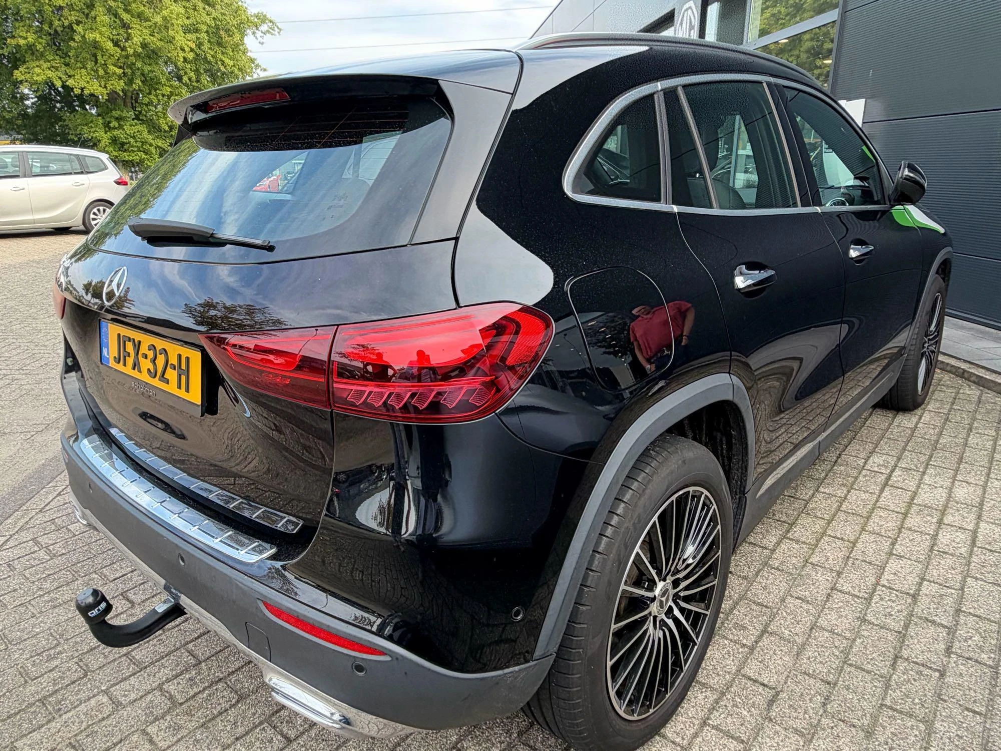 Mercedes-Benz-GLA-image-4