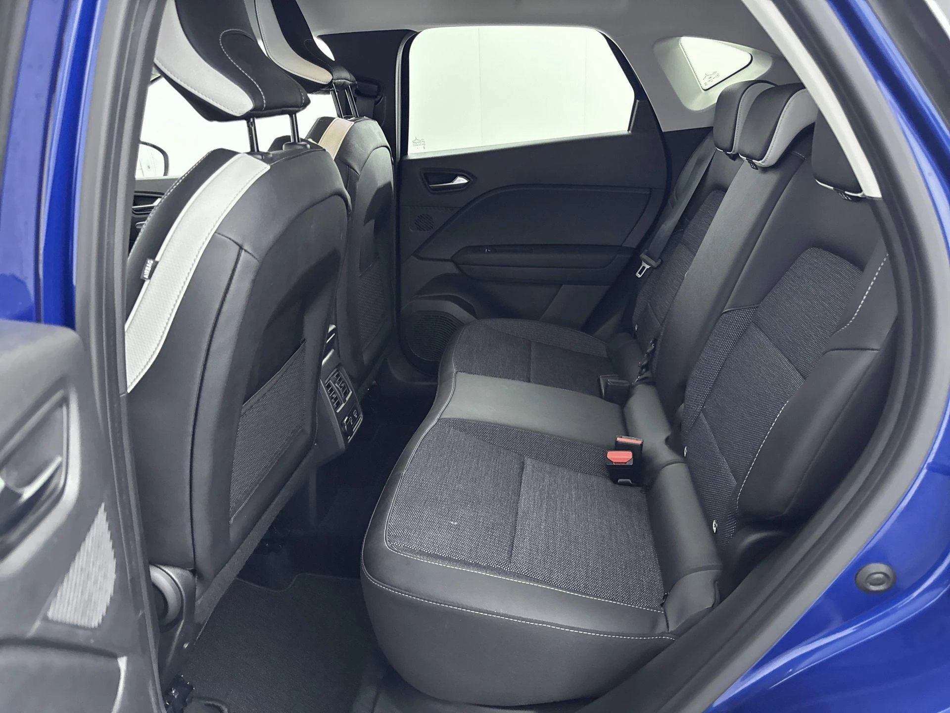 Renault-Captur-image-22