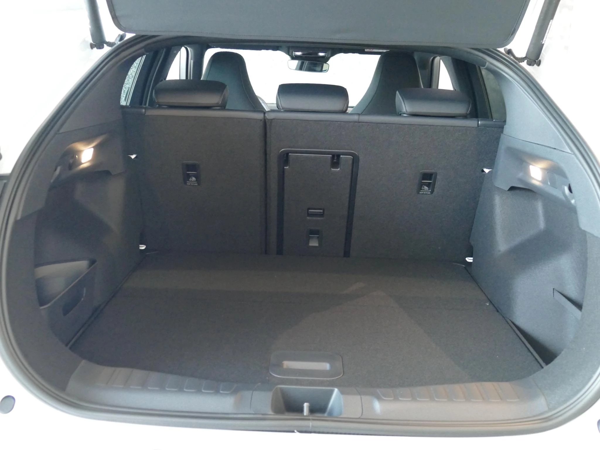 Ford Capri Premium Extended Range RWD 77 kWh