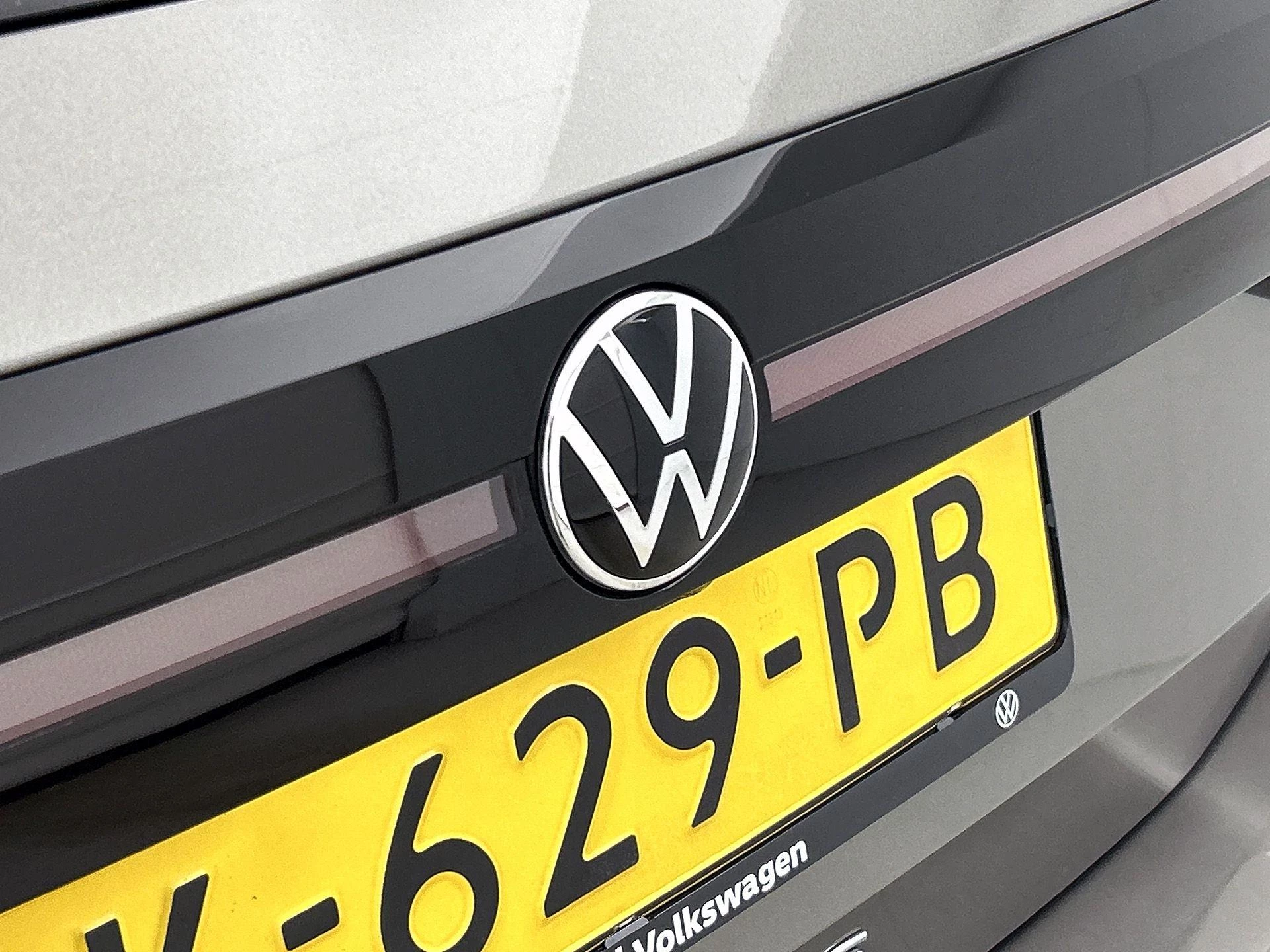 Volkswagen-T-Cross-image-24