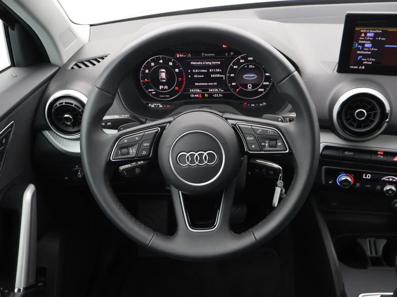 Audi Q2 35 TFSI Business Edition Advanced 150PK *AUTOMAAT*LEDER*CAMERA*CRUISE*PDC*VIRTUAL COCKPIT*AIRCO*ZETELVERWARMING*...*