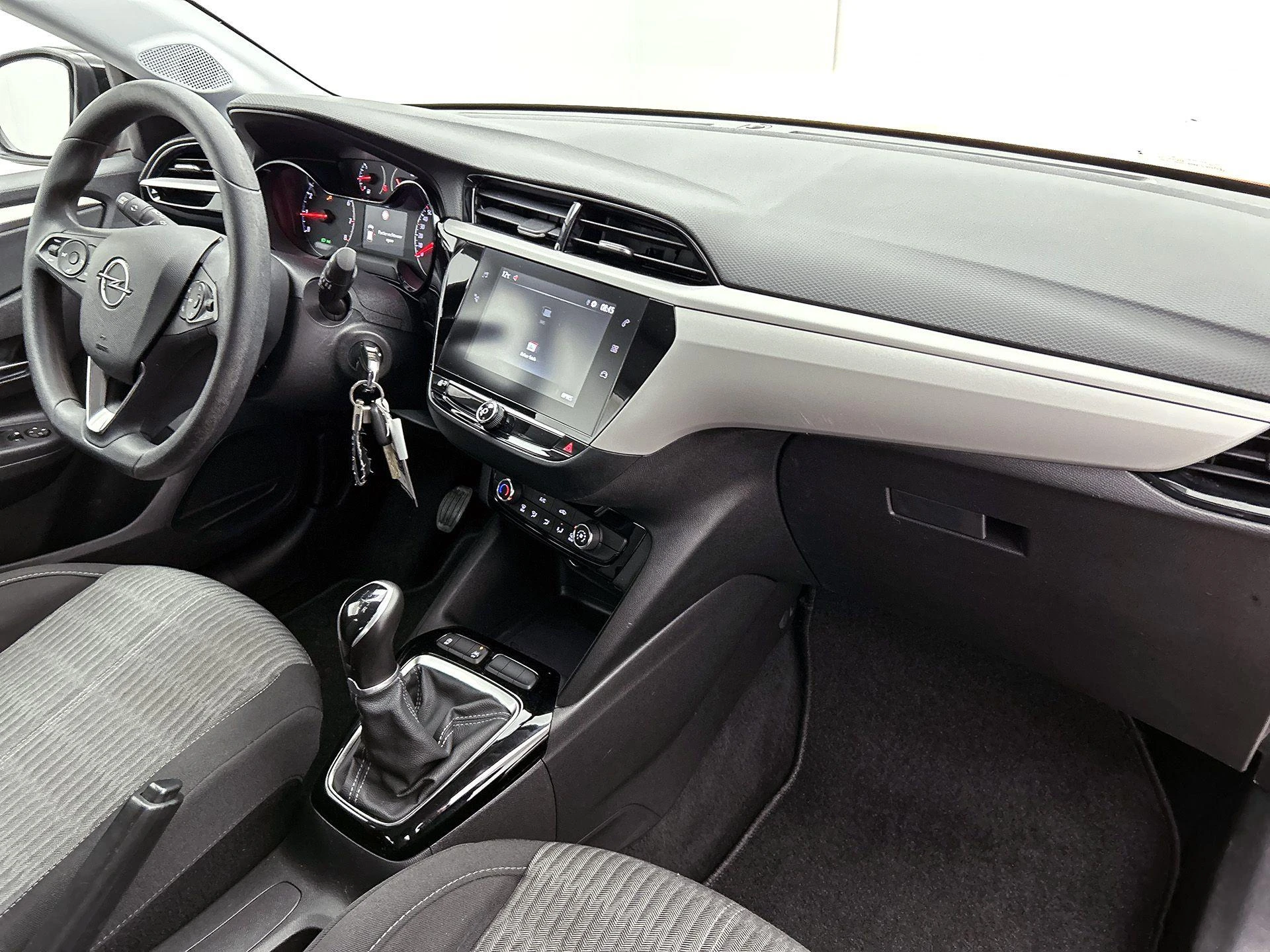 Opel-Corsa-image-20