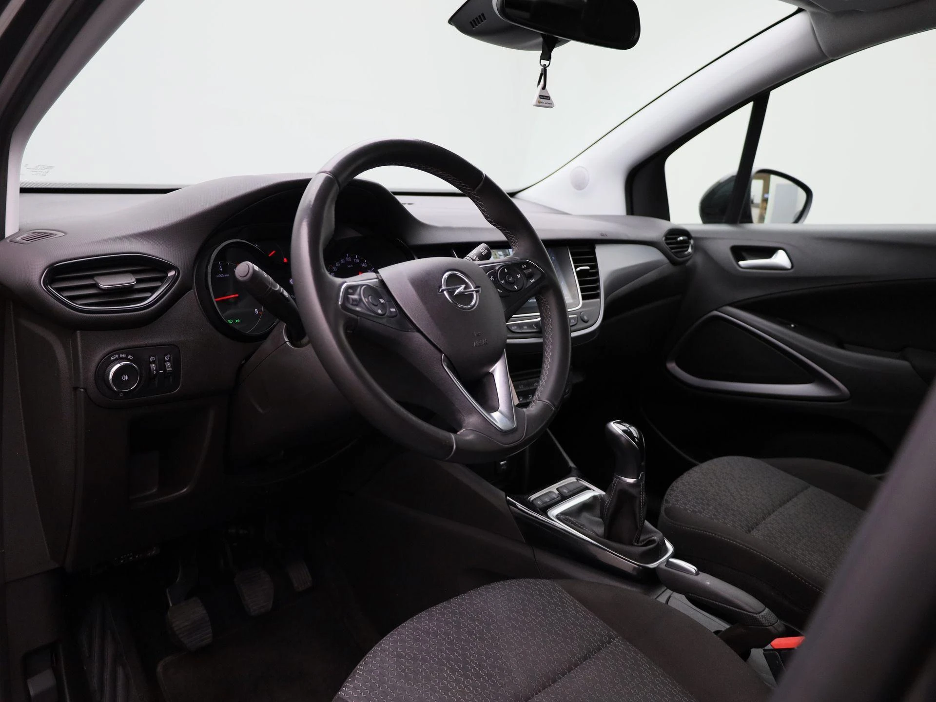 Opel-Crossland-image-30