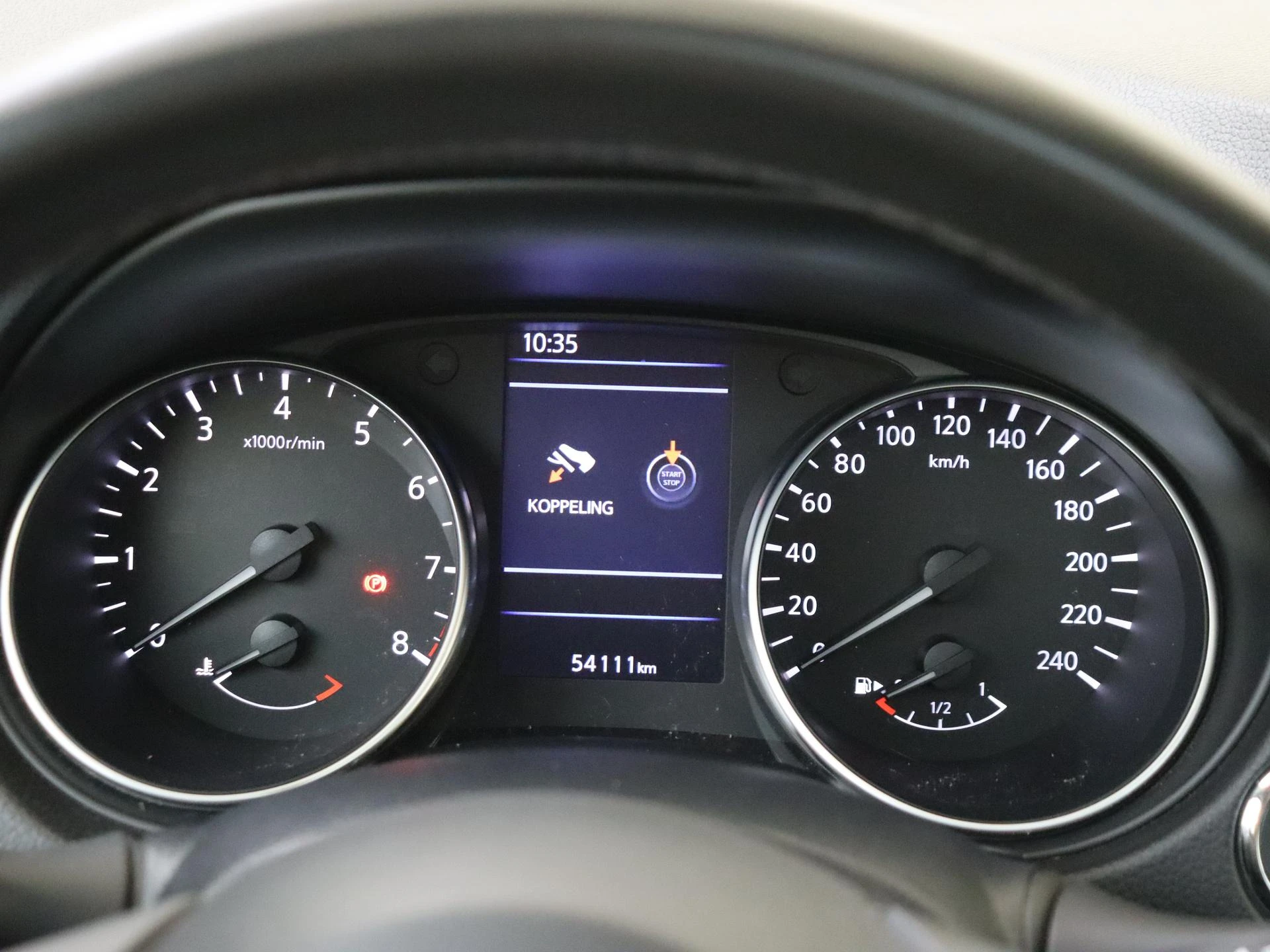 Nissan-QASHQAI-image-10