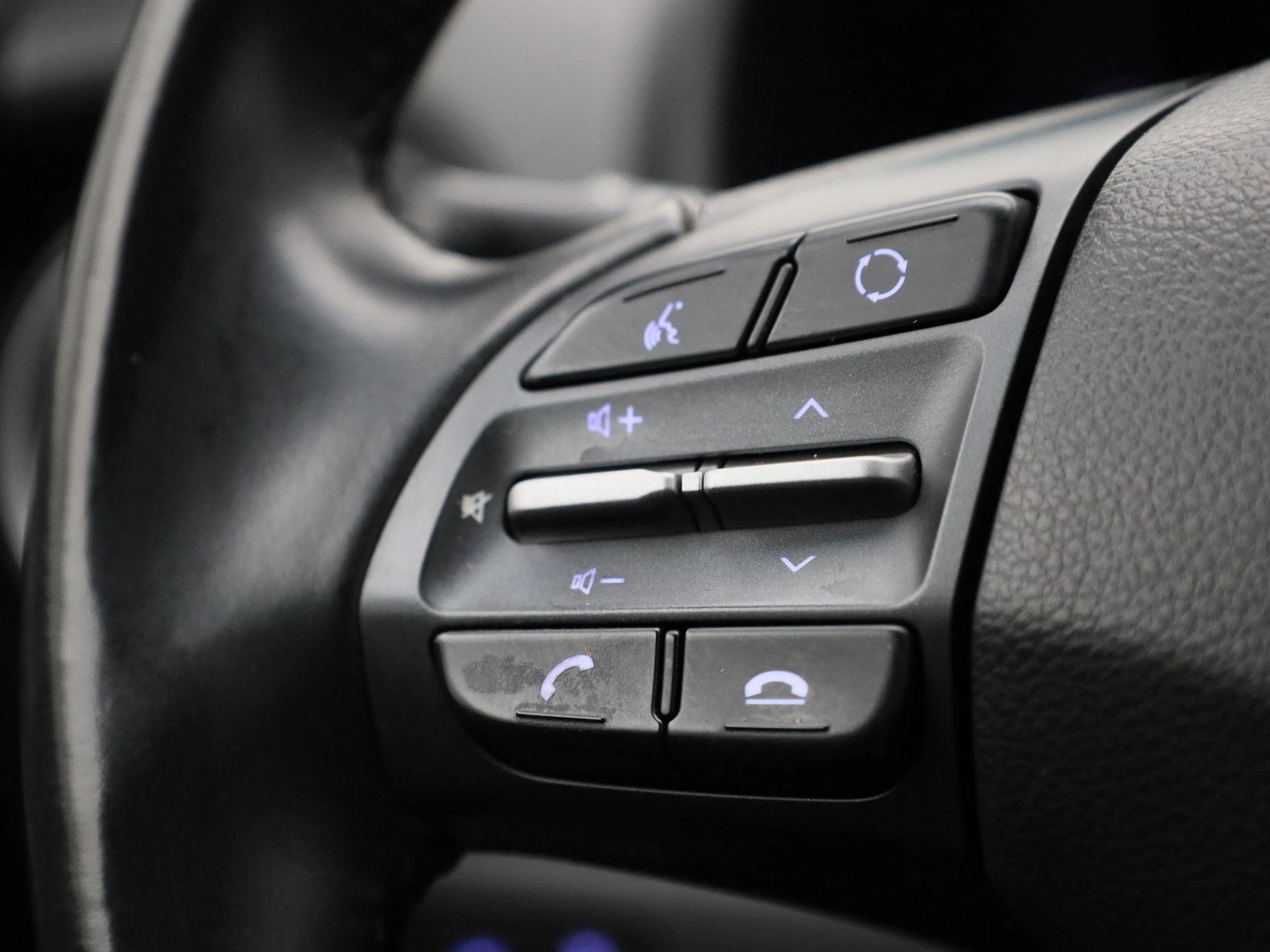Hyundai-Kona-image-19