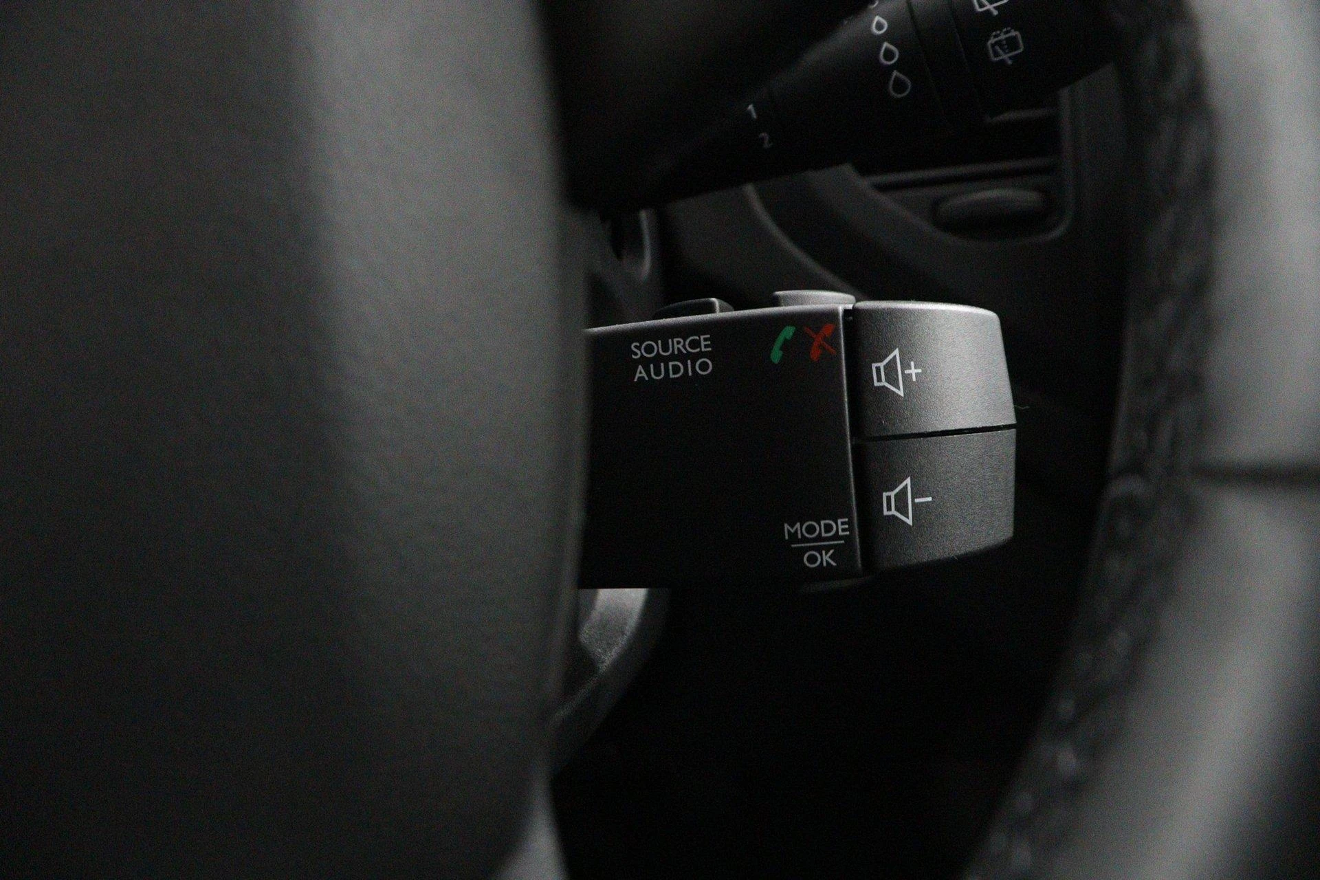 Renault-Captur-image-36