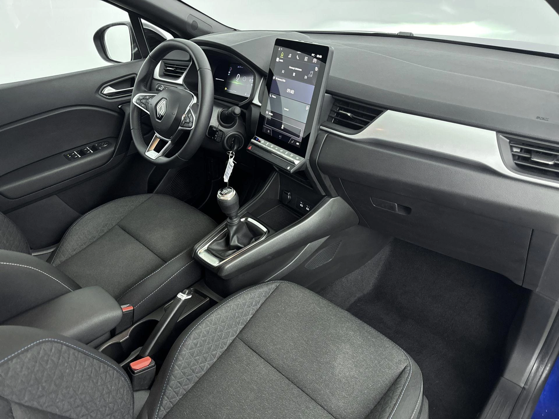 Renault-Captur-image-7