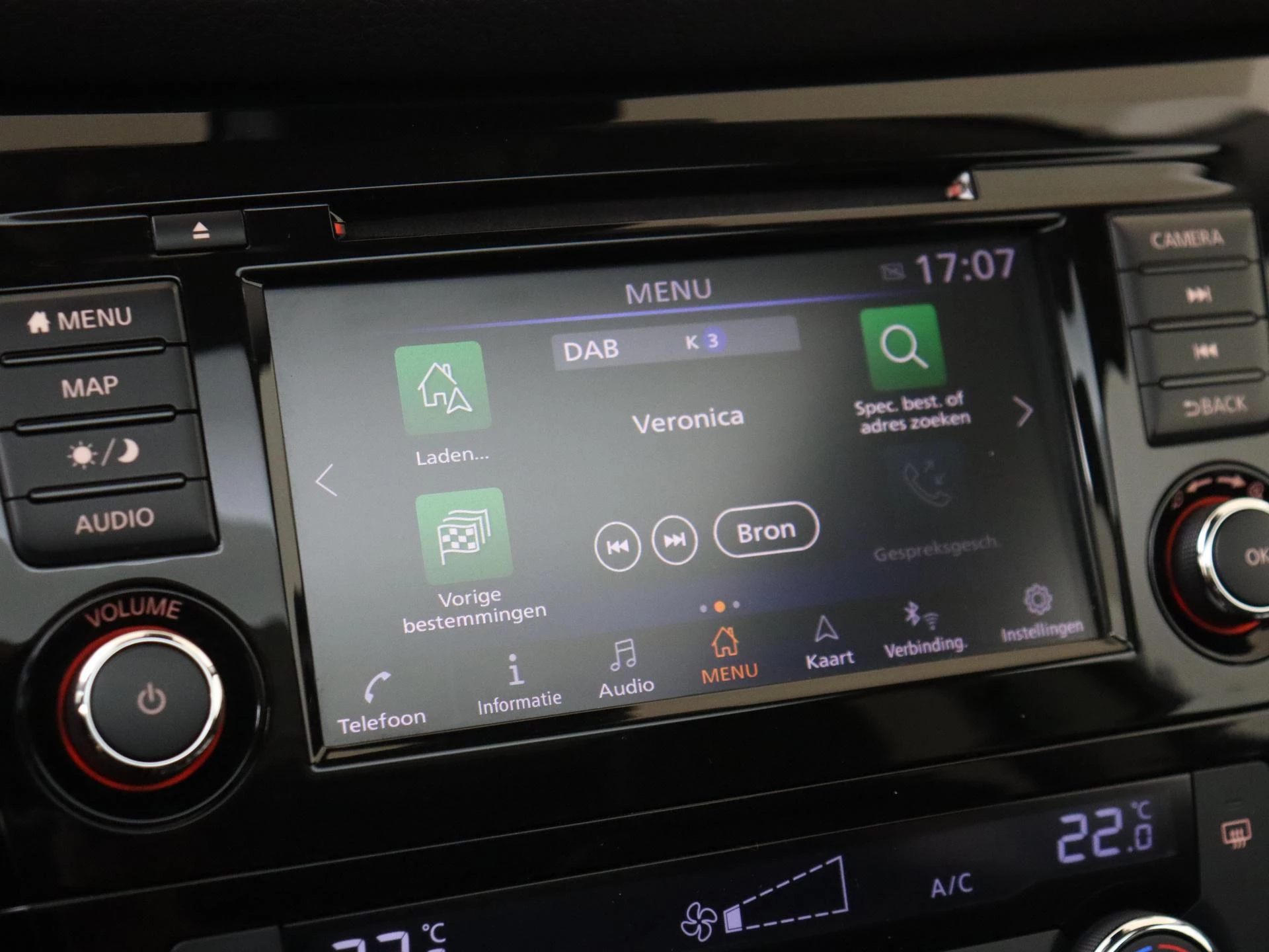 Nissan-QASHQAI-image-19