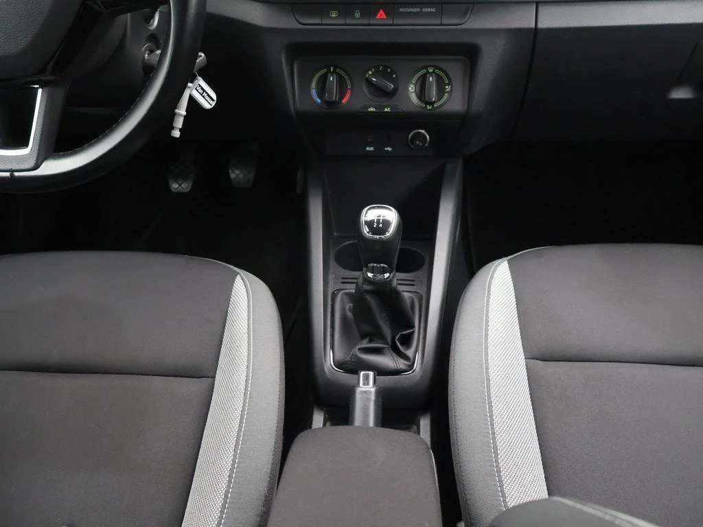 Škoda Fabia Fabia Ambition 1.2TSI 90PK *PDC ACHTER*BLTH*RADIO*...*