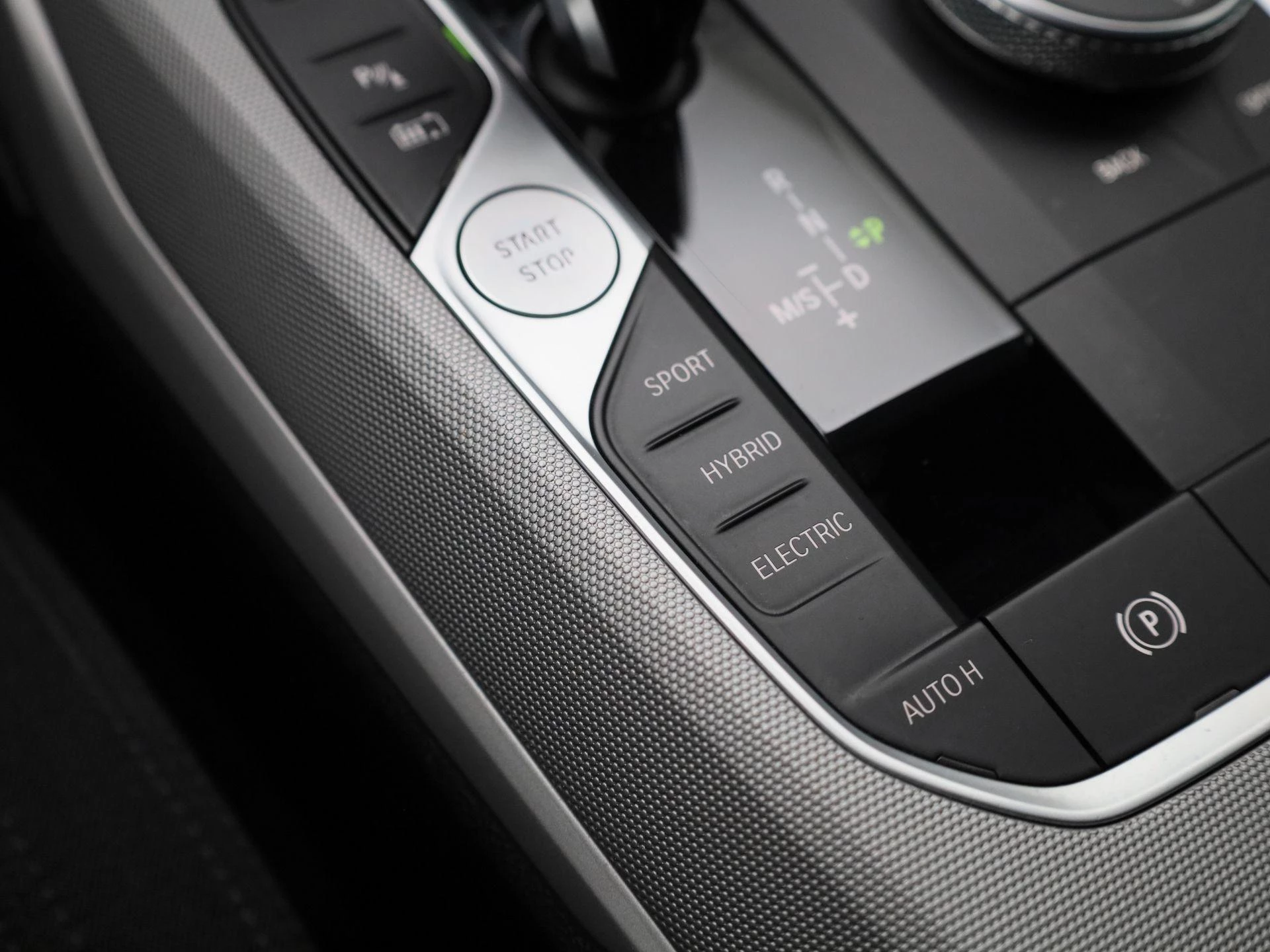 BMW-3 Serie-image-19