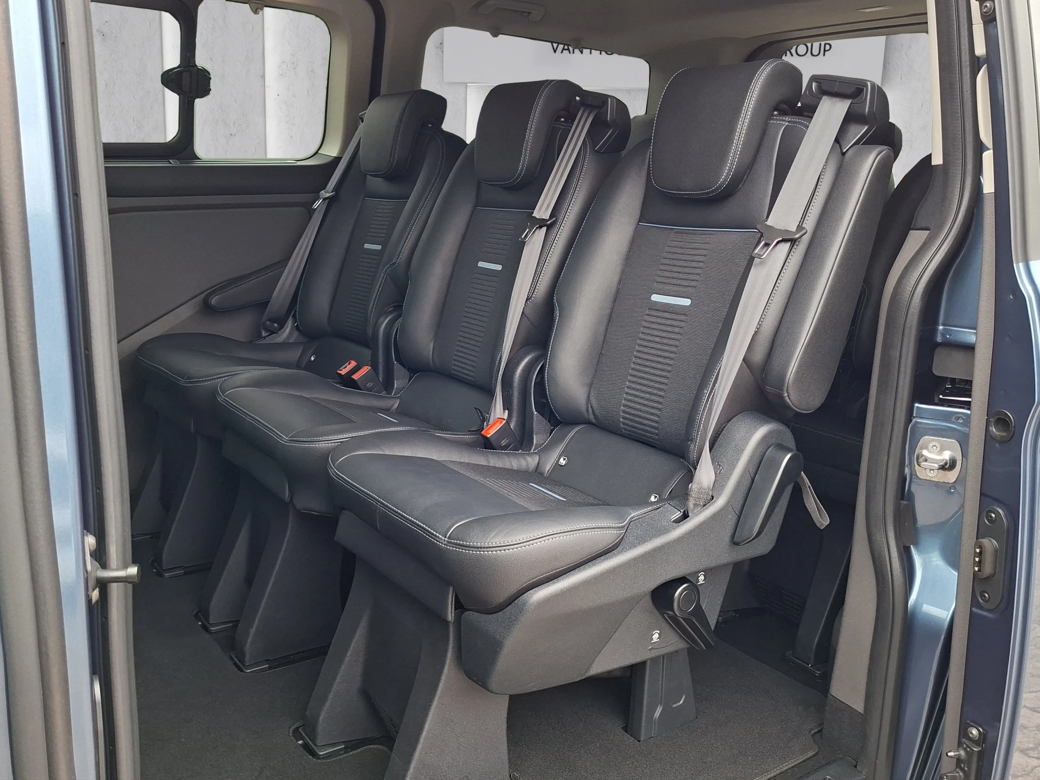 Ford Tourneo Custom Active 320 L1 2.0 EB Aut. | Standh | GJR | RFK | SHZ | LMF