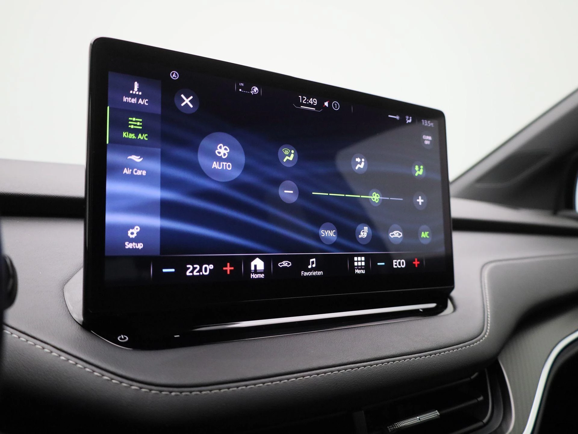 Škoda-Enyaq iV-image-17