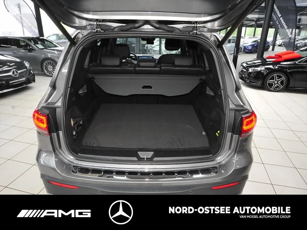 Mercedes-Benz EQB 300 4M AMG PANO KAMERA LED DISTRONIC SITZHZG AMG Line