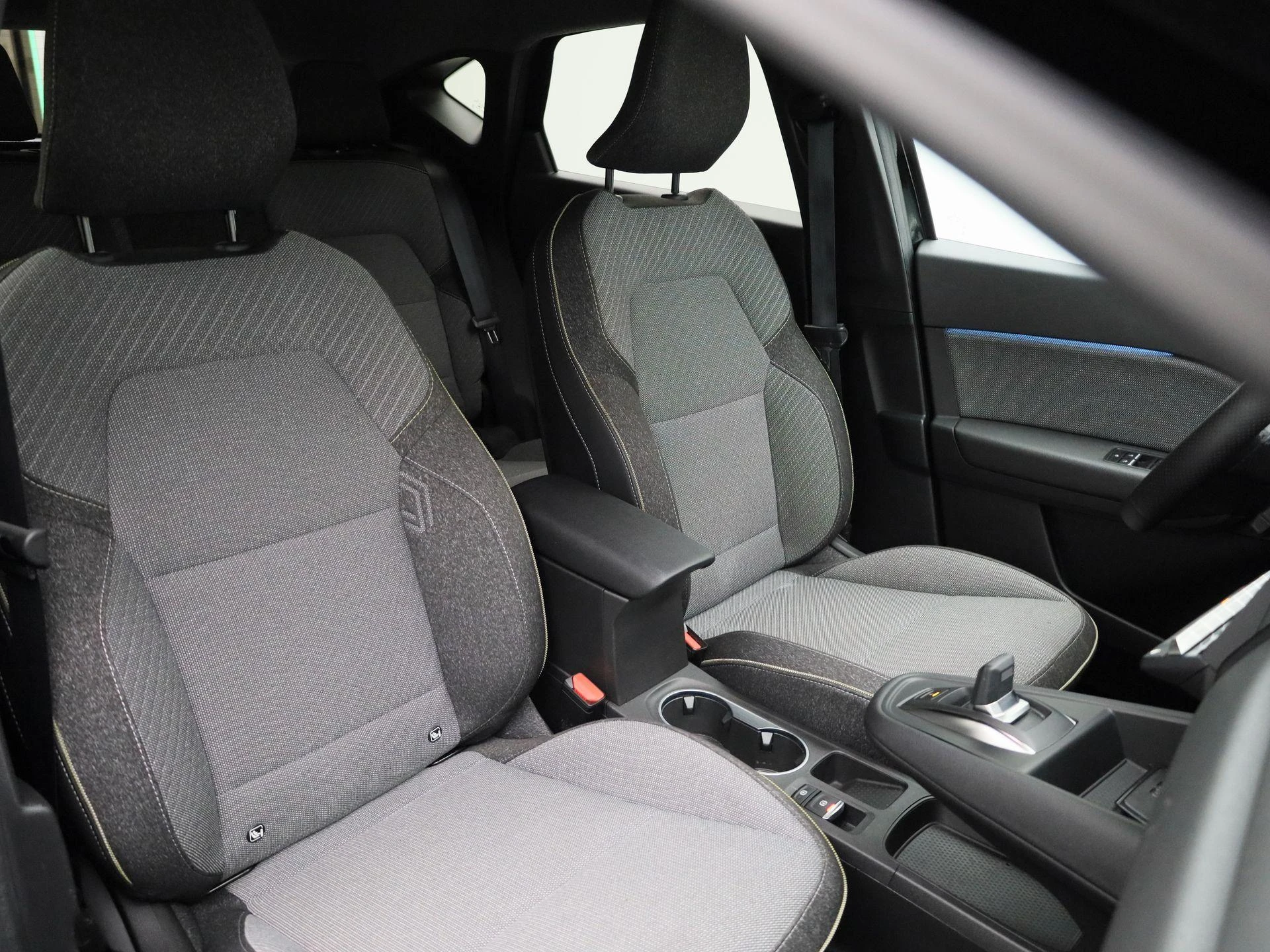 Renault-Captur-image-32