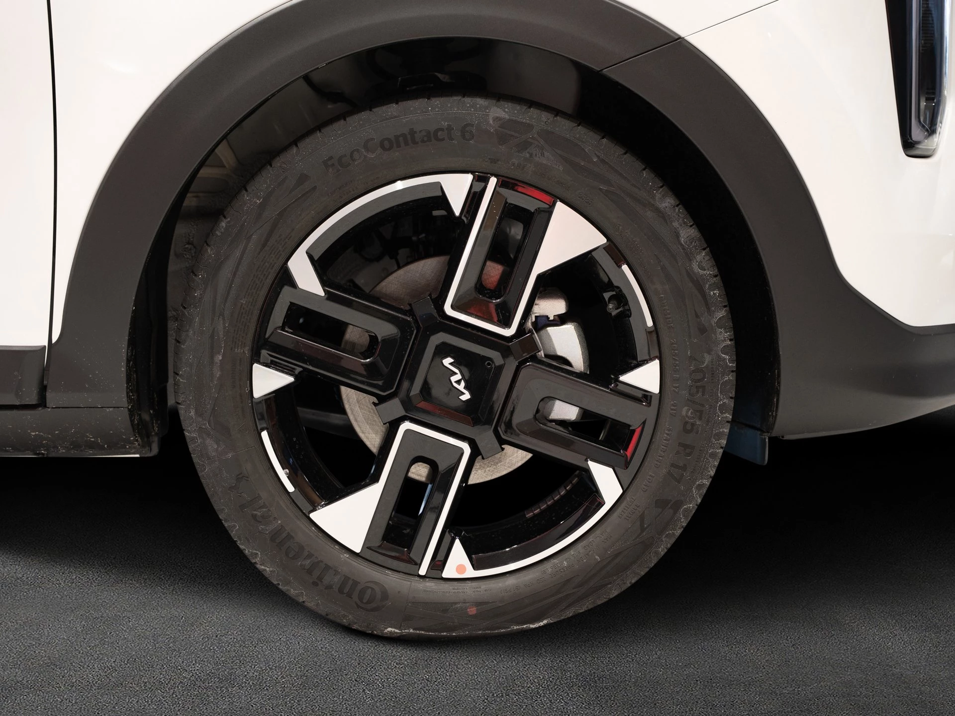 Kia-Stonic-image-2