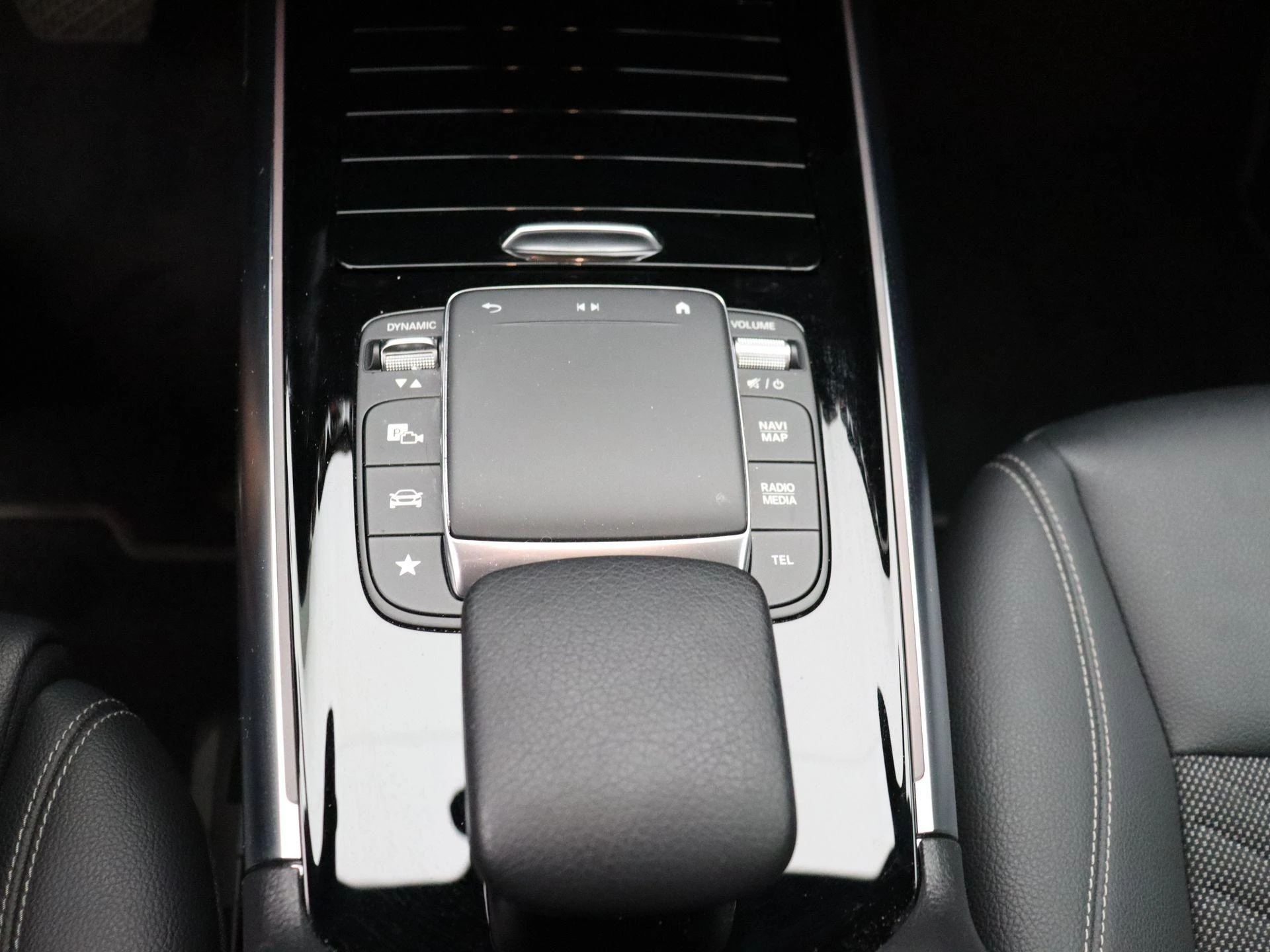 Mercedes-Benz EQA 250 Business Line