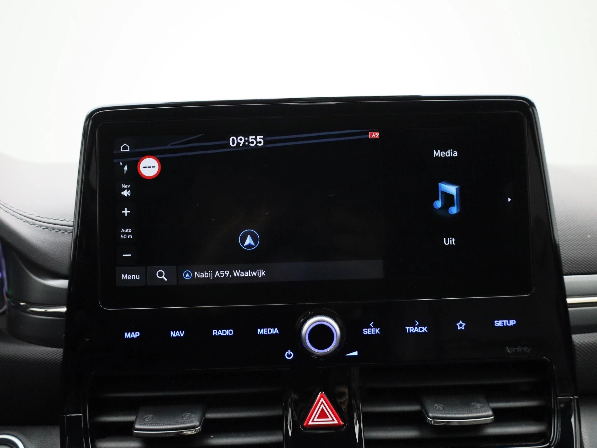 Hyundai-IONIQ-image-16