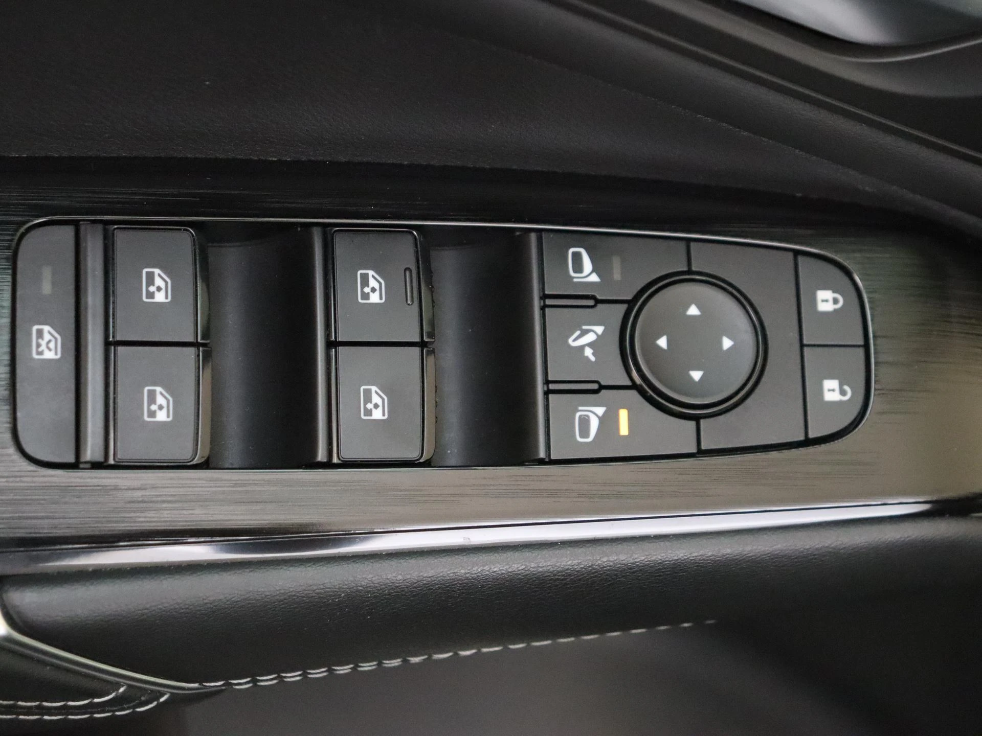 Nissan-QASHQAI-image-23