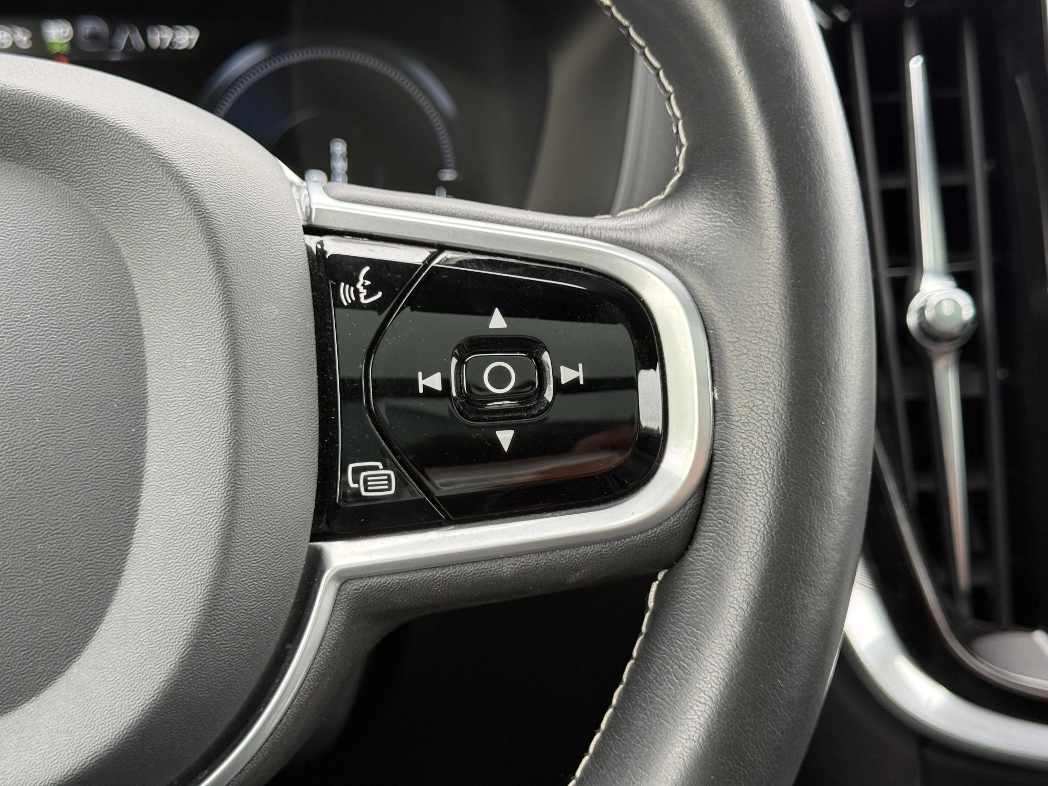 Volvo-V60-image-21