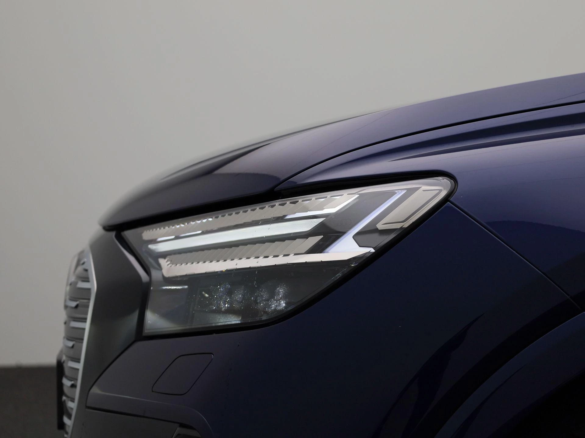 Audi-Q4 e-tron-image-15