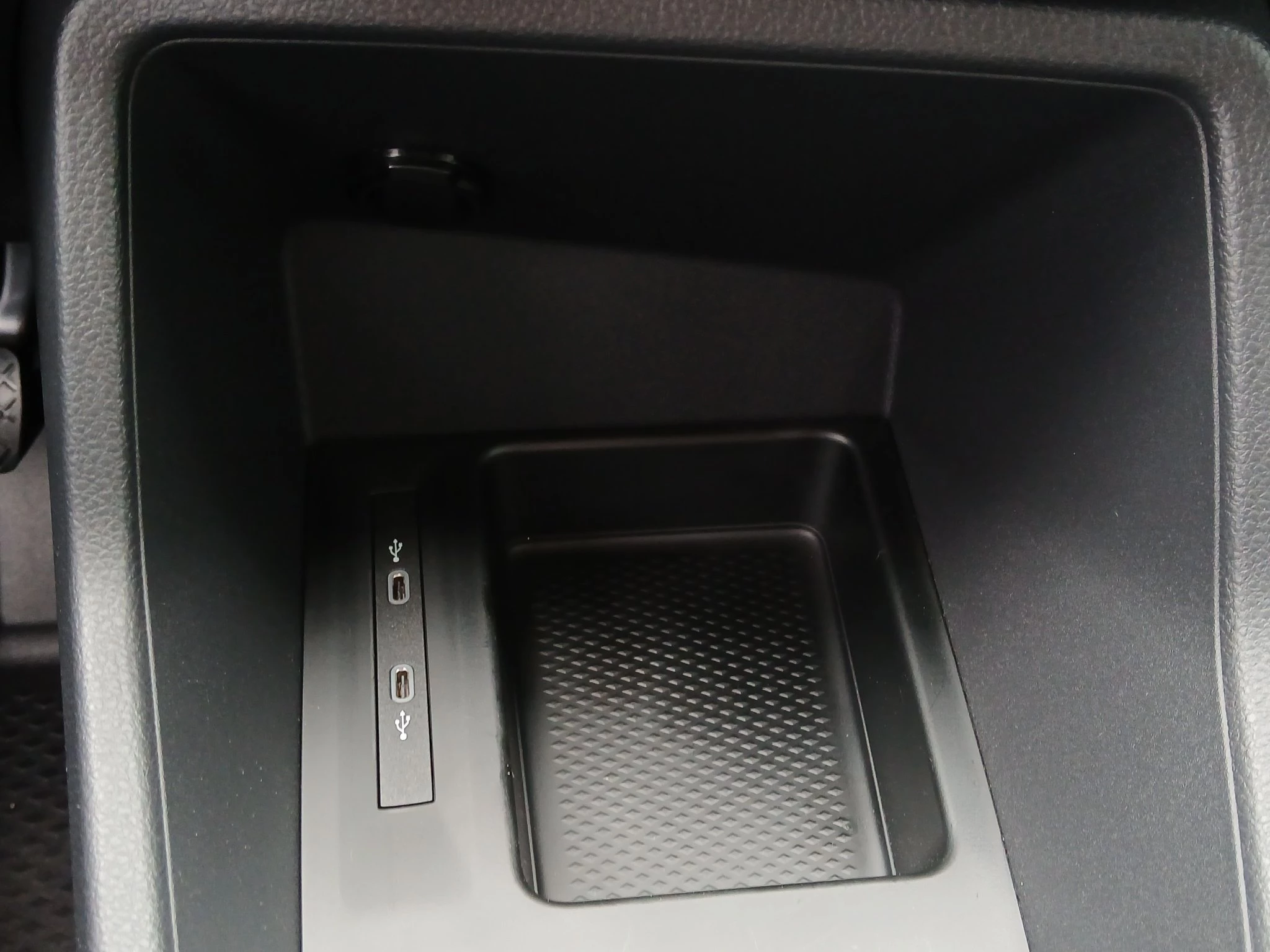 Ford Transit Connect Kastenwagen Trend Kurzer Radstand (L1) 2.0 l Ecoblue . 6-Gang. MJ2024.50