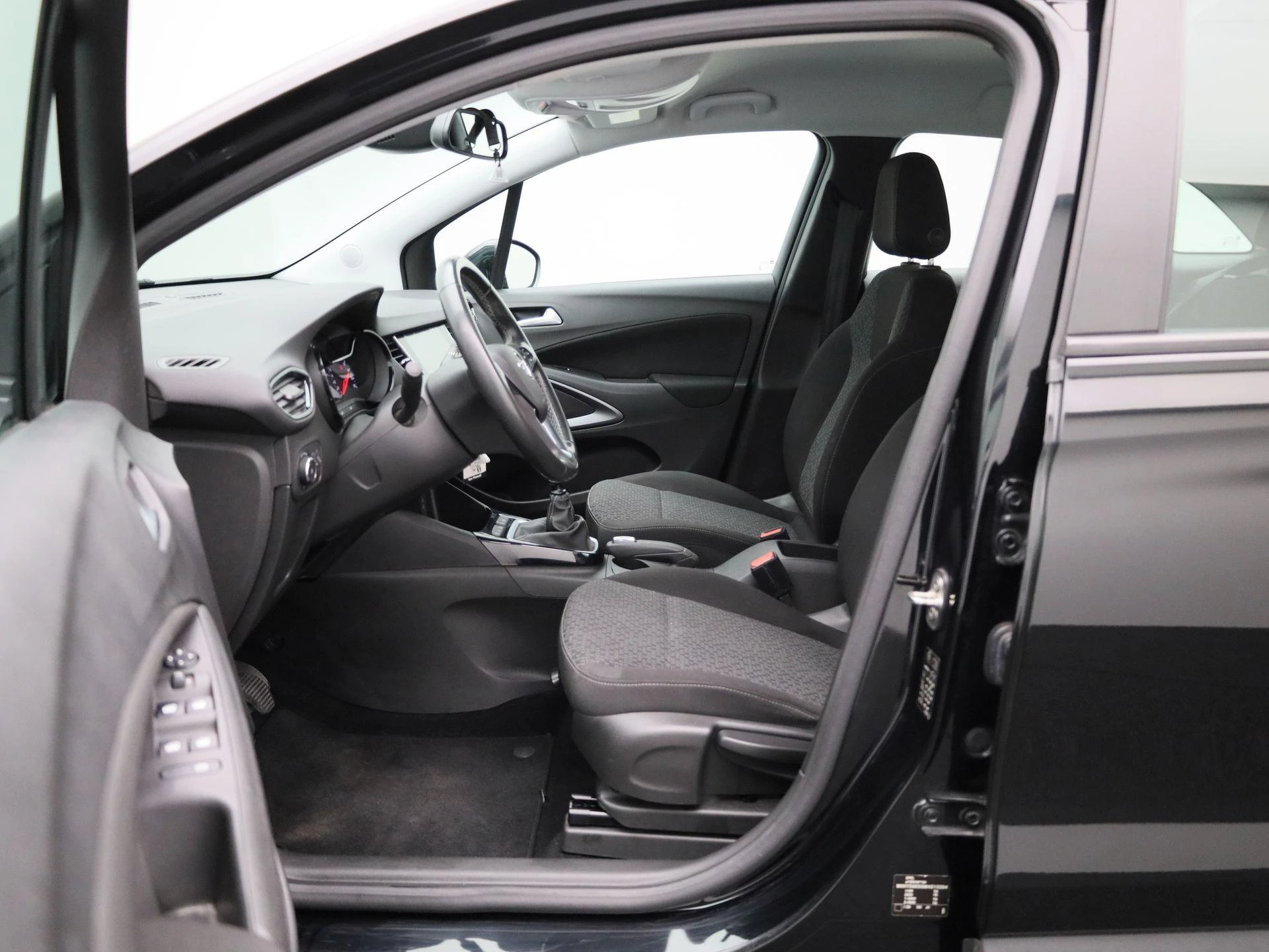 Opel-Crossland-image-8