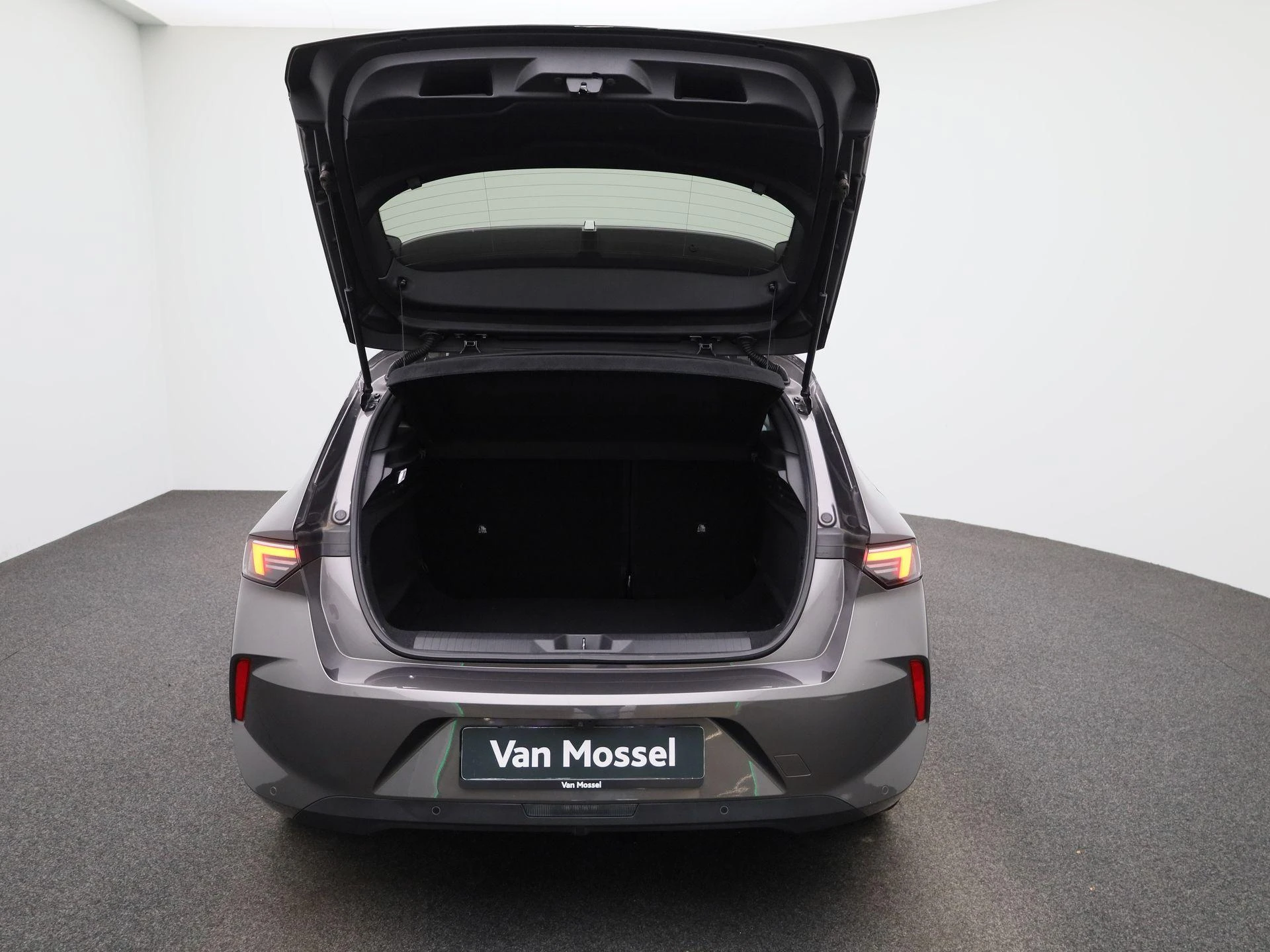 Opel-Astra-image-10