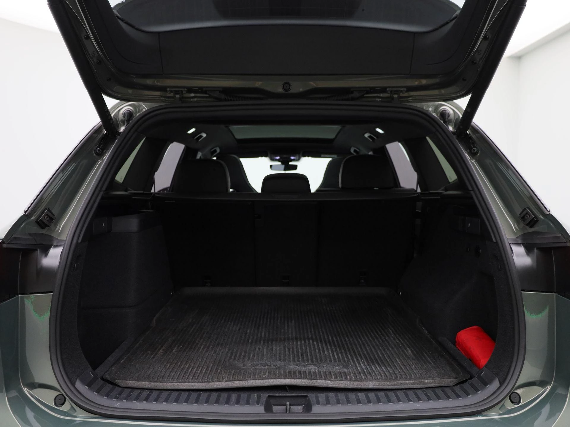 Volkswagen Tayron 1.5 eHybrid R-Line Edition 204 PK|