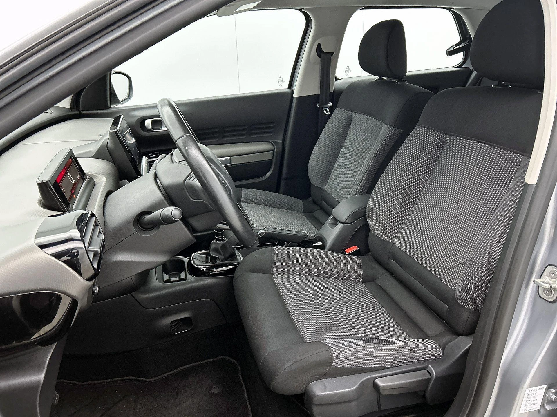Citroën-C4 Cactus-image-35