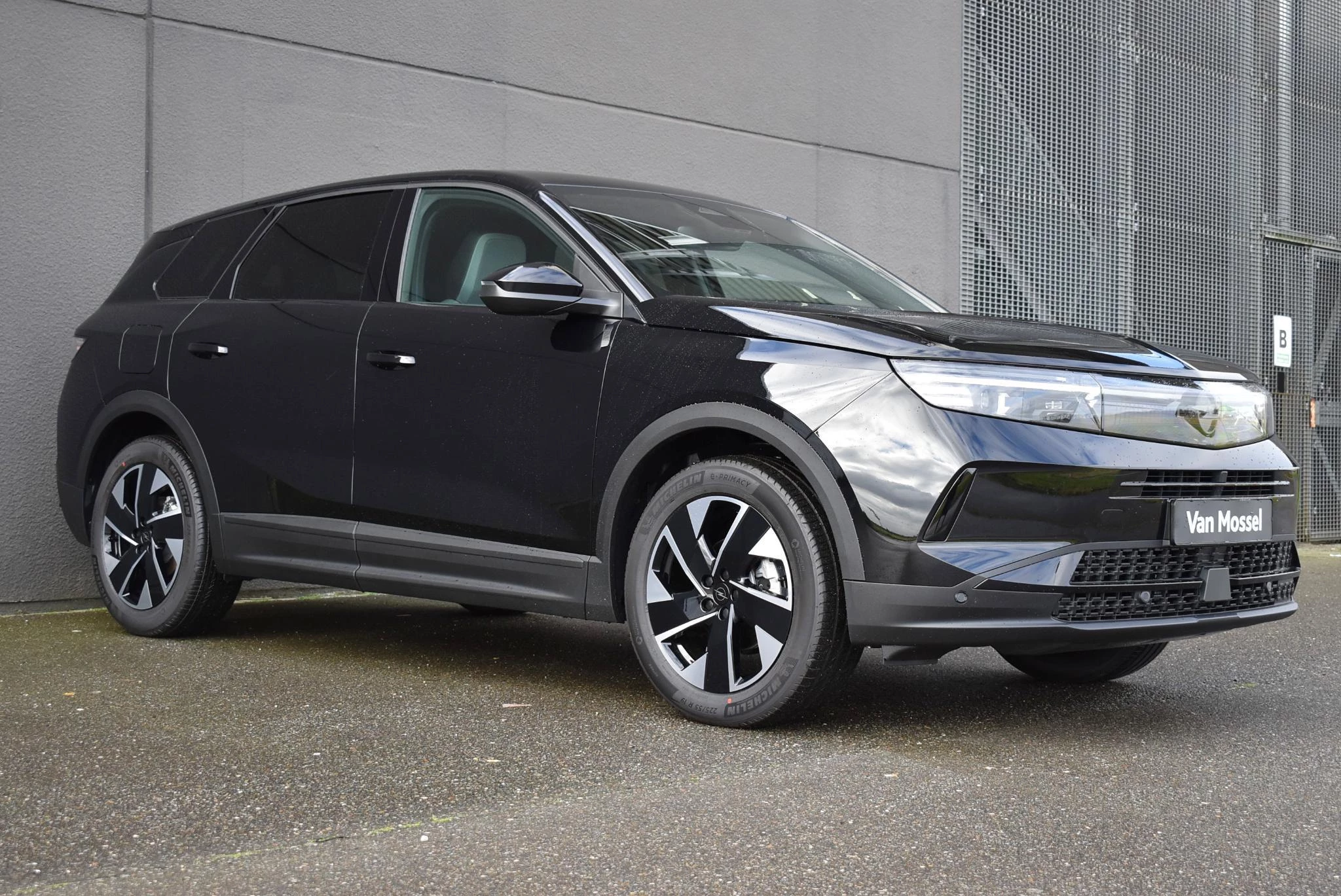 Opel-Grandland-image-2