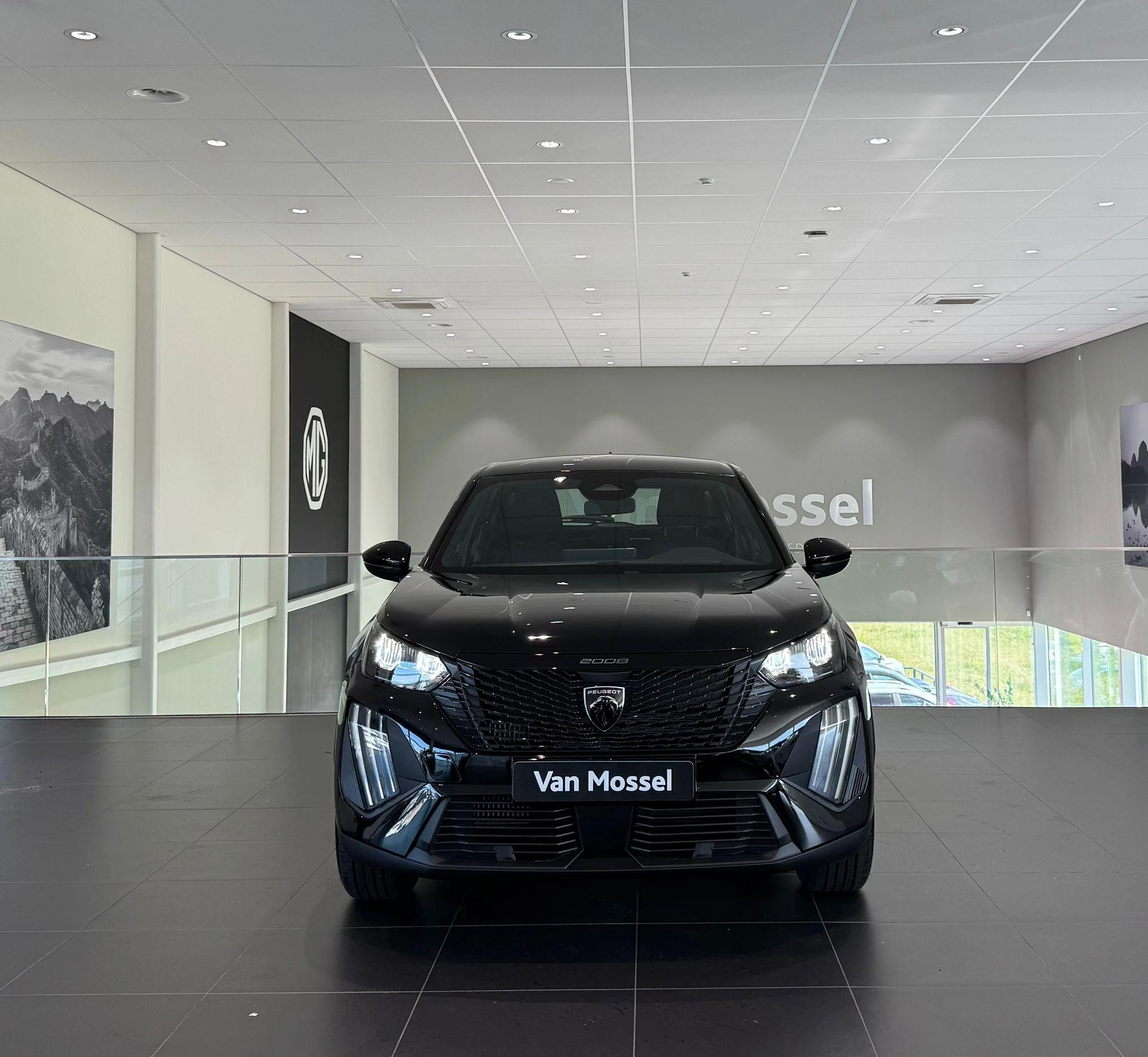 Peugeot-2008-image-1