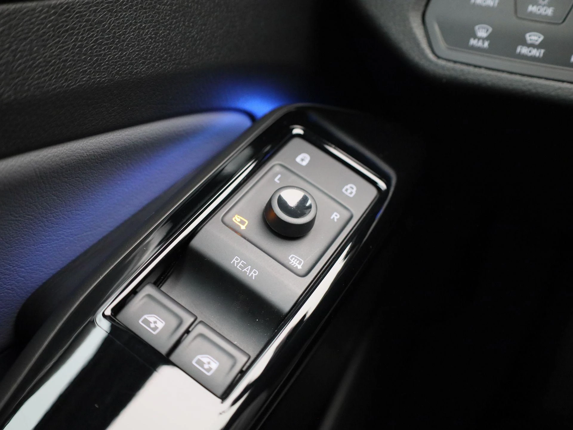Volkswagen-ID.4-image-21