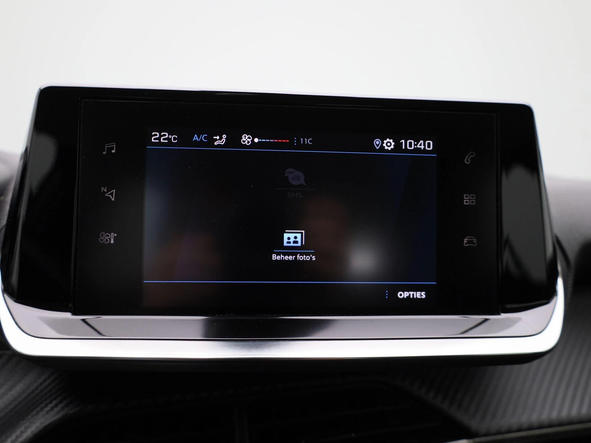 Peugeot-208-image-20
