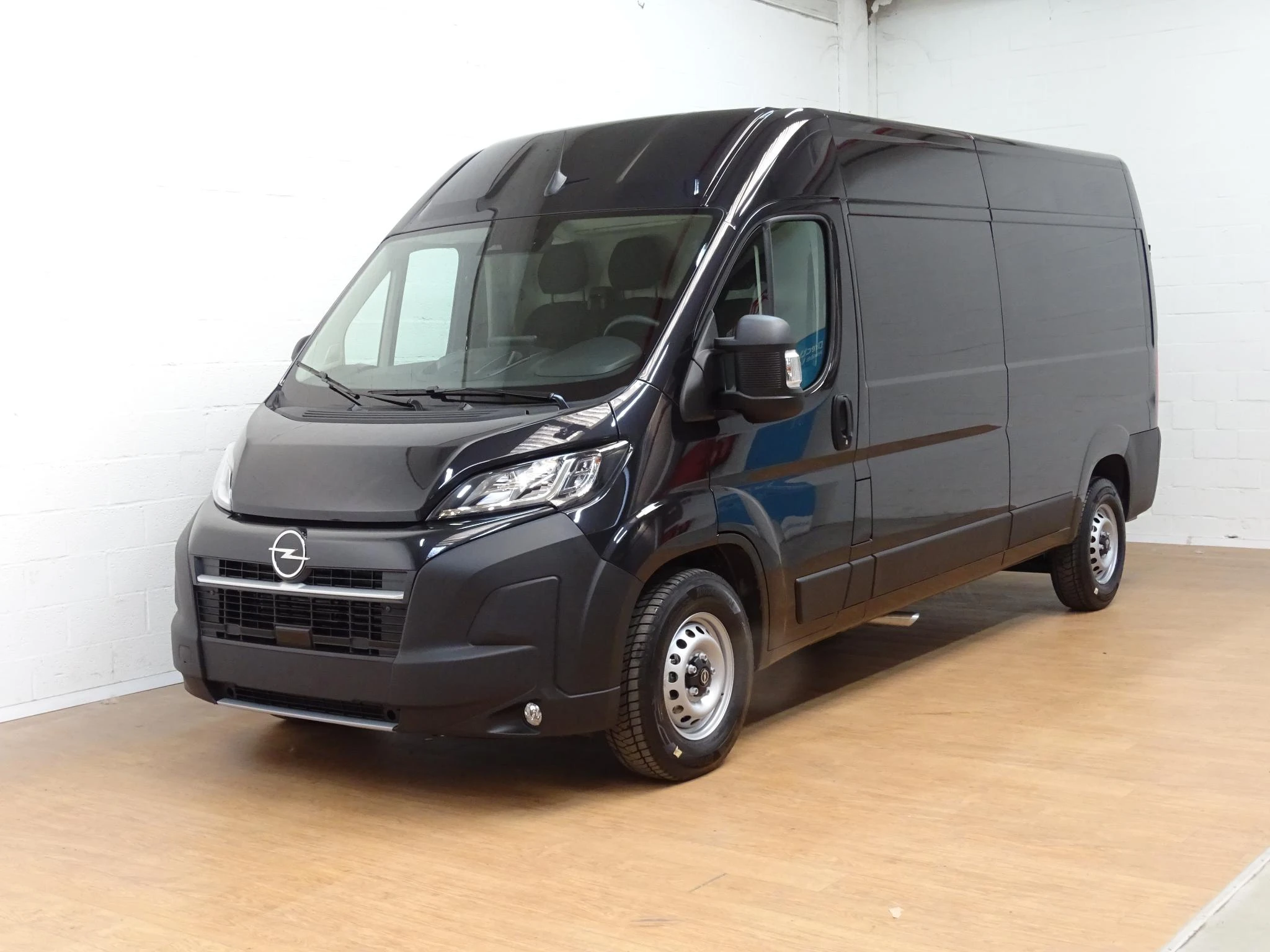 Opel-Movano-image-4