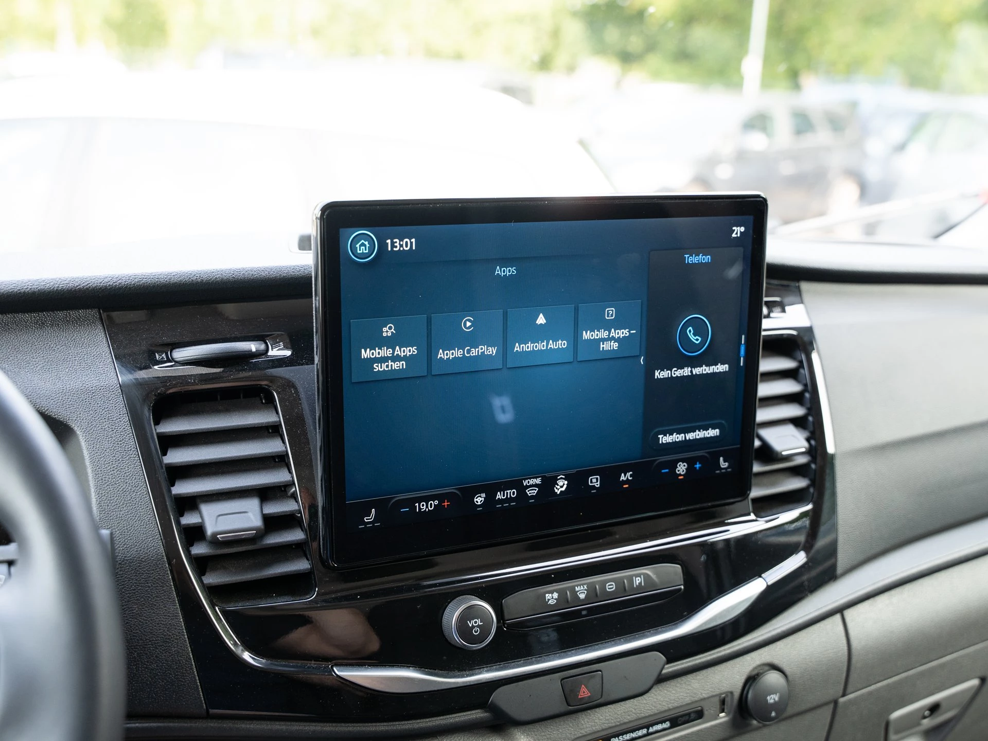 Ford-Transit-image-14