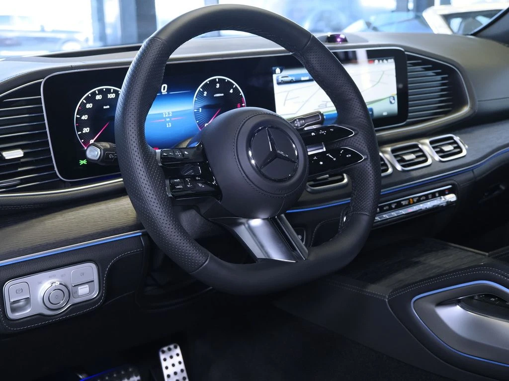 Mercedes-Benz-GLS 450 d-image-6
