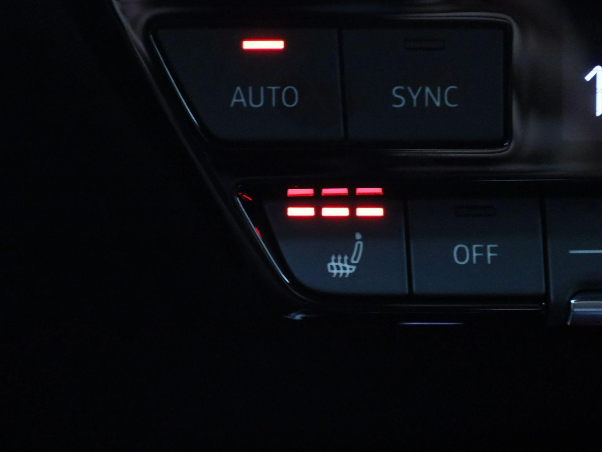 Audi-Q4 e-tron-image-22